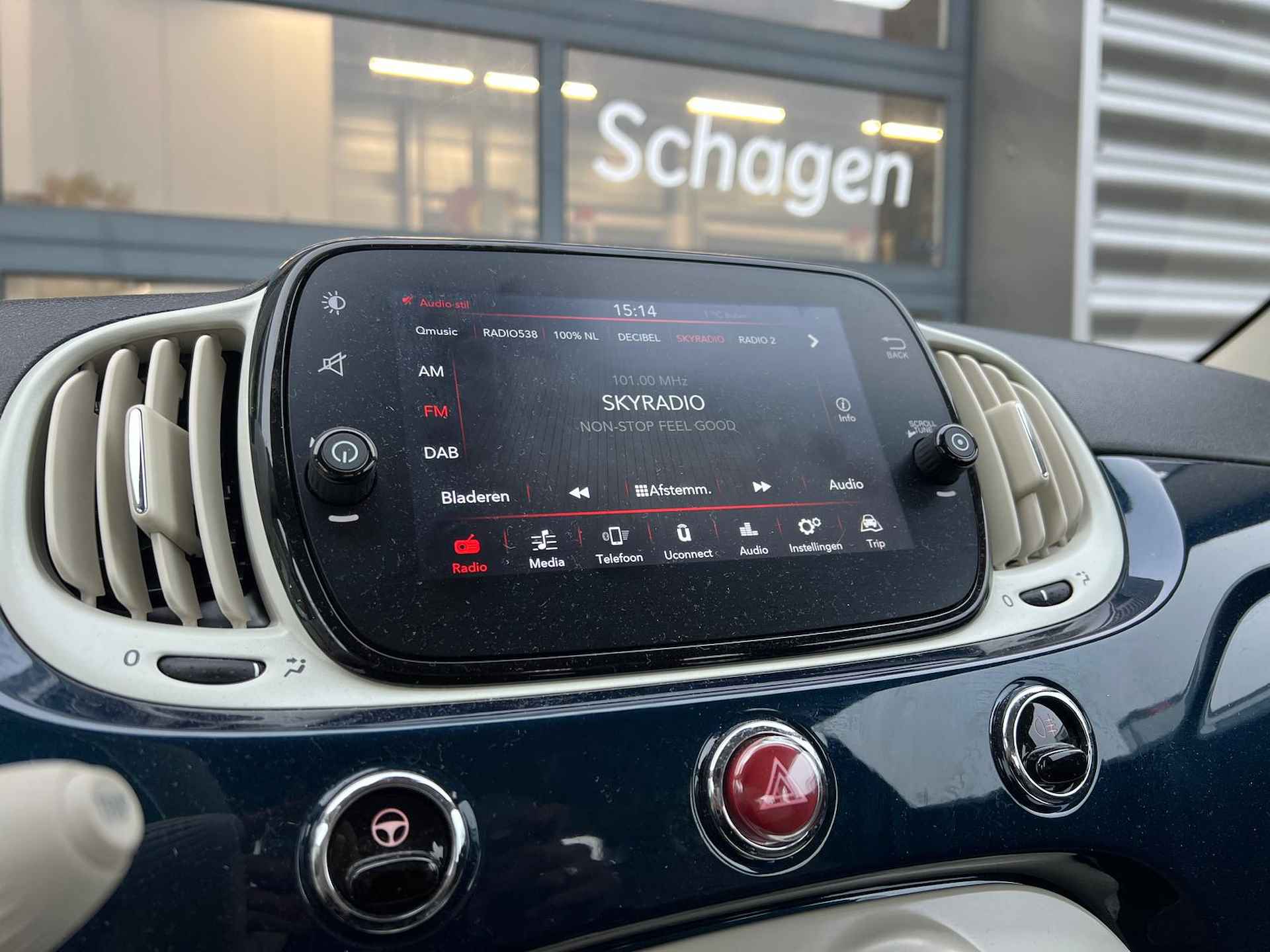 Fiat 500 1.0 70 pk Hybrid Lounge | Apple Carplay/Android | Airco | Cruise Control | - 22/28