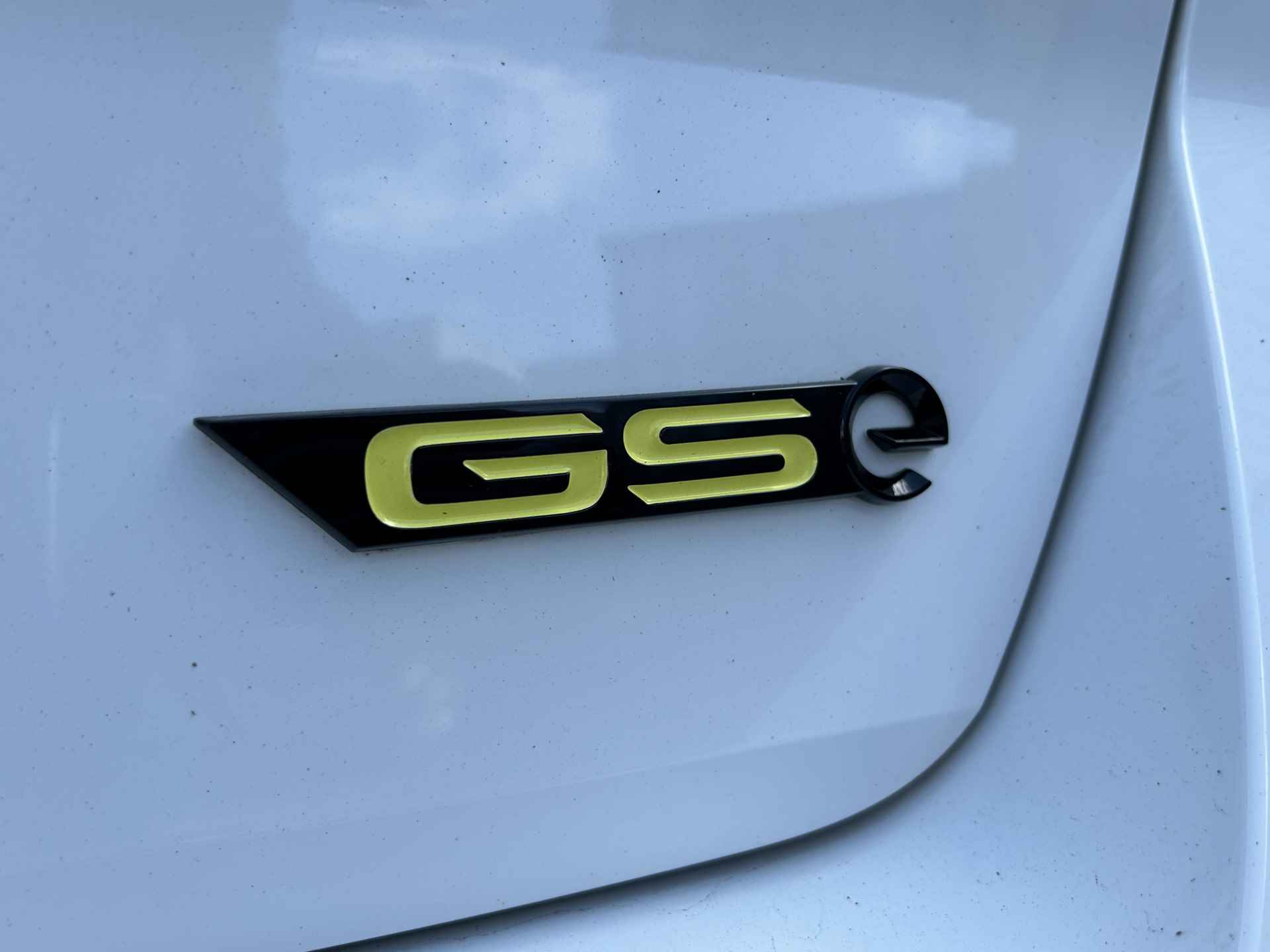 Opel Astra 1.6 Turbo Plug-in Hybrid GSe 225pk | DEMO DEAL | LED verlichting | Navigatie | Adaptieve cruise control | Stoel- en stuurverwarm Elektrisch bedienbare bestuurdersstoel met geheugen | Skiluik | - 7/25