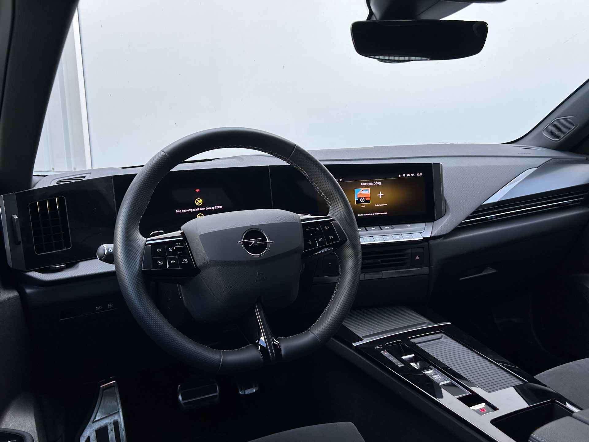 Opel Astra 1.6 Turbo Plug-in Hybrid GSe 225pk | DEMO DEAL | LED verlichting | Navigatie | Adaptieve cruise control | Stoel- en stuurverwarm Elektrisch bedienbare bestuurdersstoel met geheugen | Skiluik | - 14/25
