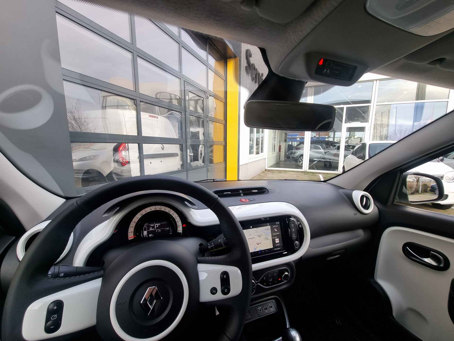 Renault Twingo Z.E. R80 E-Tech Techno 22 kWh | Cruise | Climat Control | LM velgen | Navigatie | Demonstratieauto | - 32/35