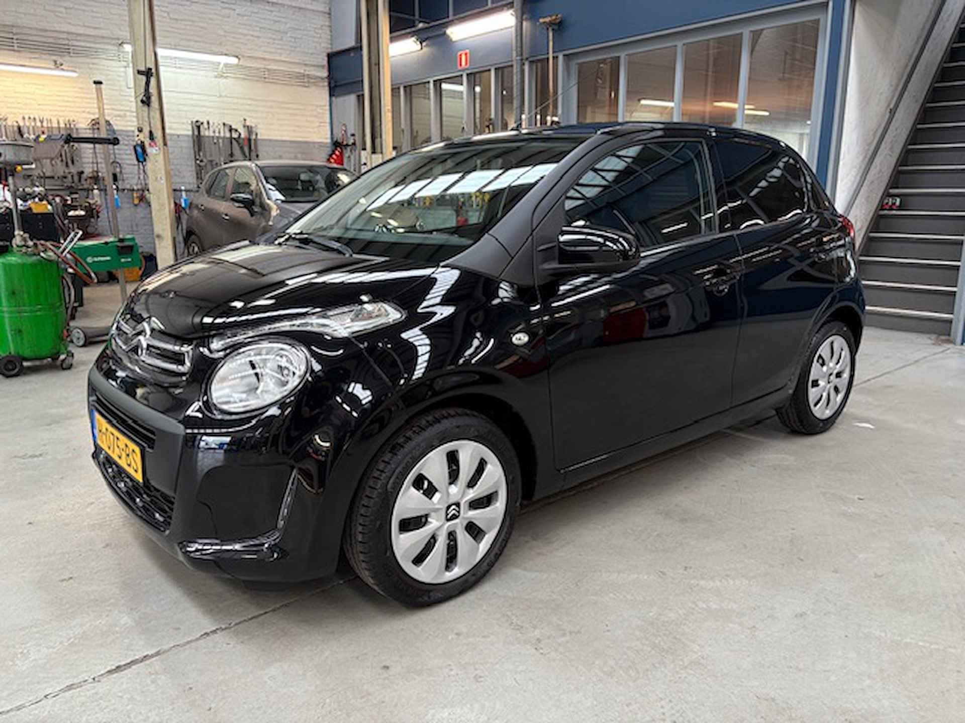 Citroen C1 1.0 VTi 72PK 5D Feel | Airco | Bluetooth | Elektr. ramen | Getint glas | toerenteller | NAP | Rijklaar prijs!