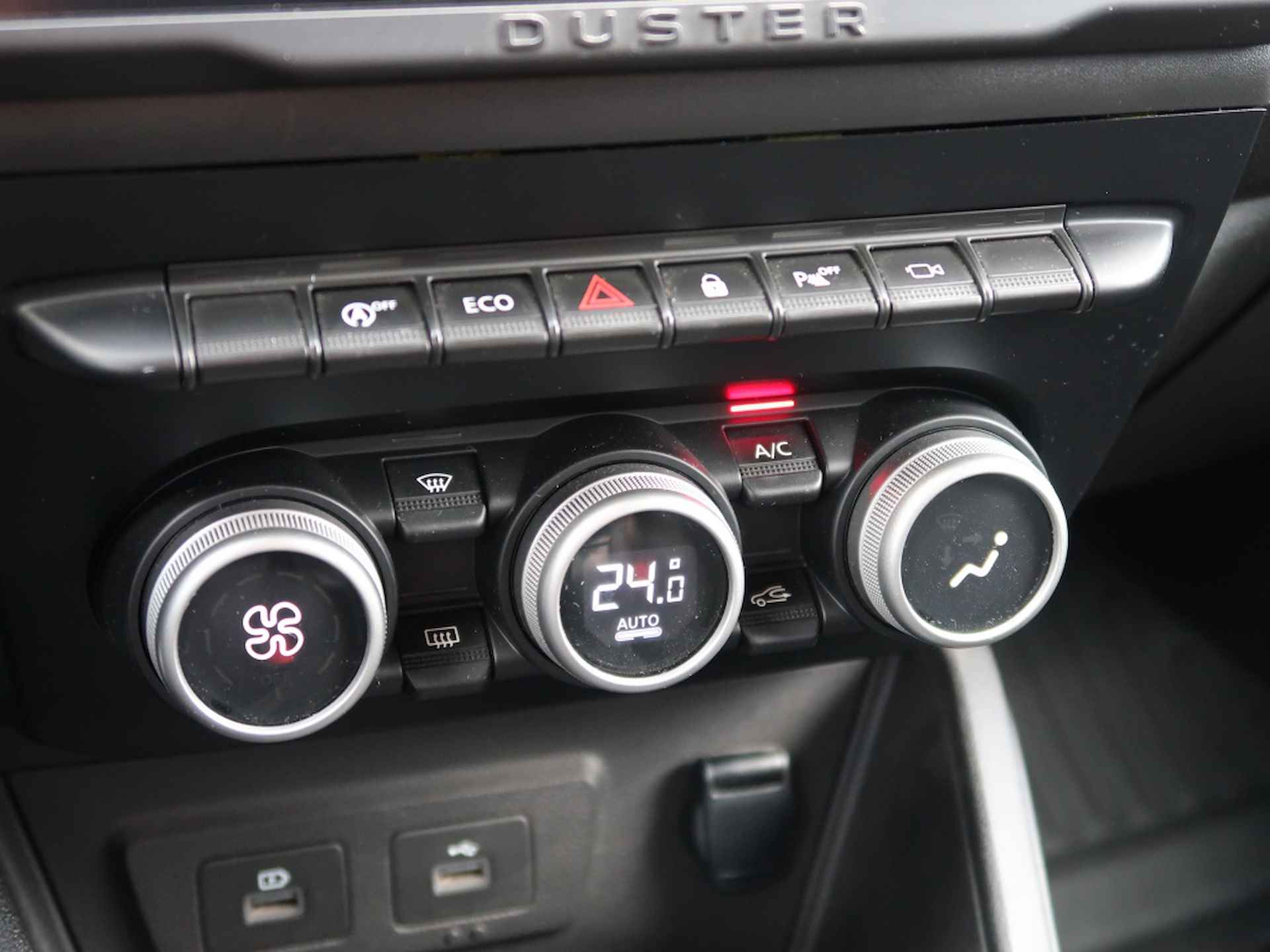 Dacia Duster 1.3 TCe Extreme / 360 Camera / Stoelverwarming / Navigatie - 20/31