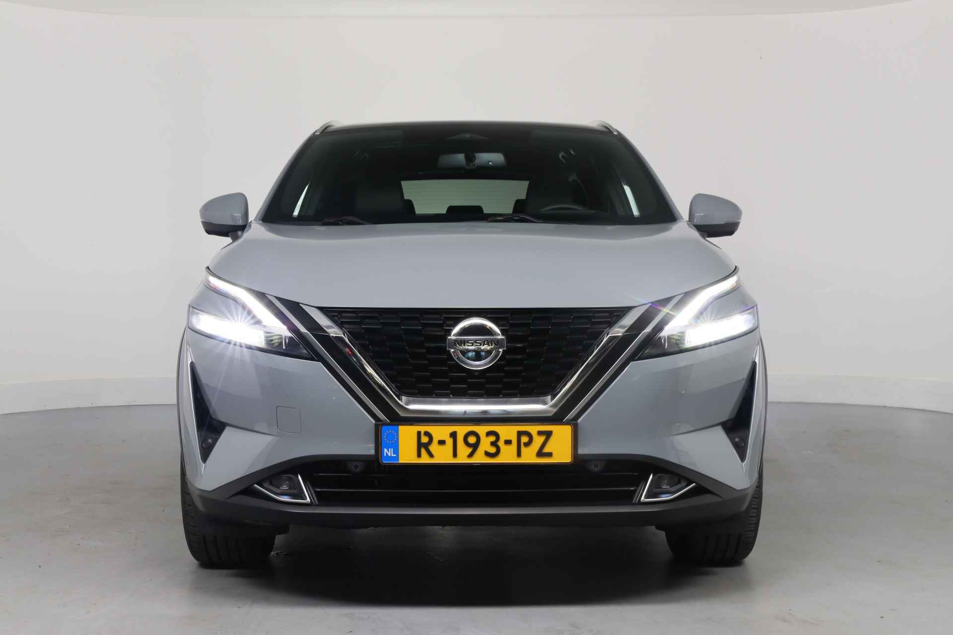 Nissan QASHQAI 1.3 MHEV Xtronic Business Executive | Dealer Onderhouden! | Trekhaak | Pano | Navi | 360 Camera | Keyless | Cruise Adaptive | BL - 3/43