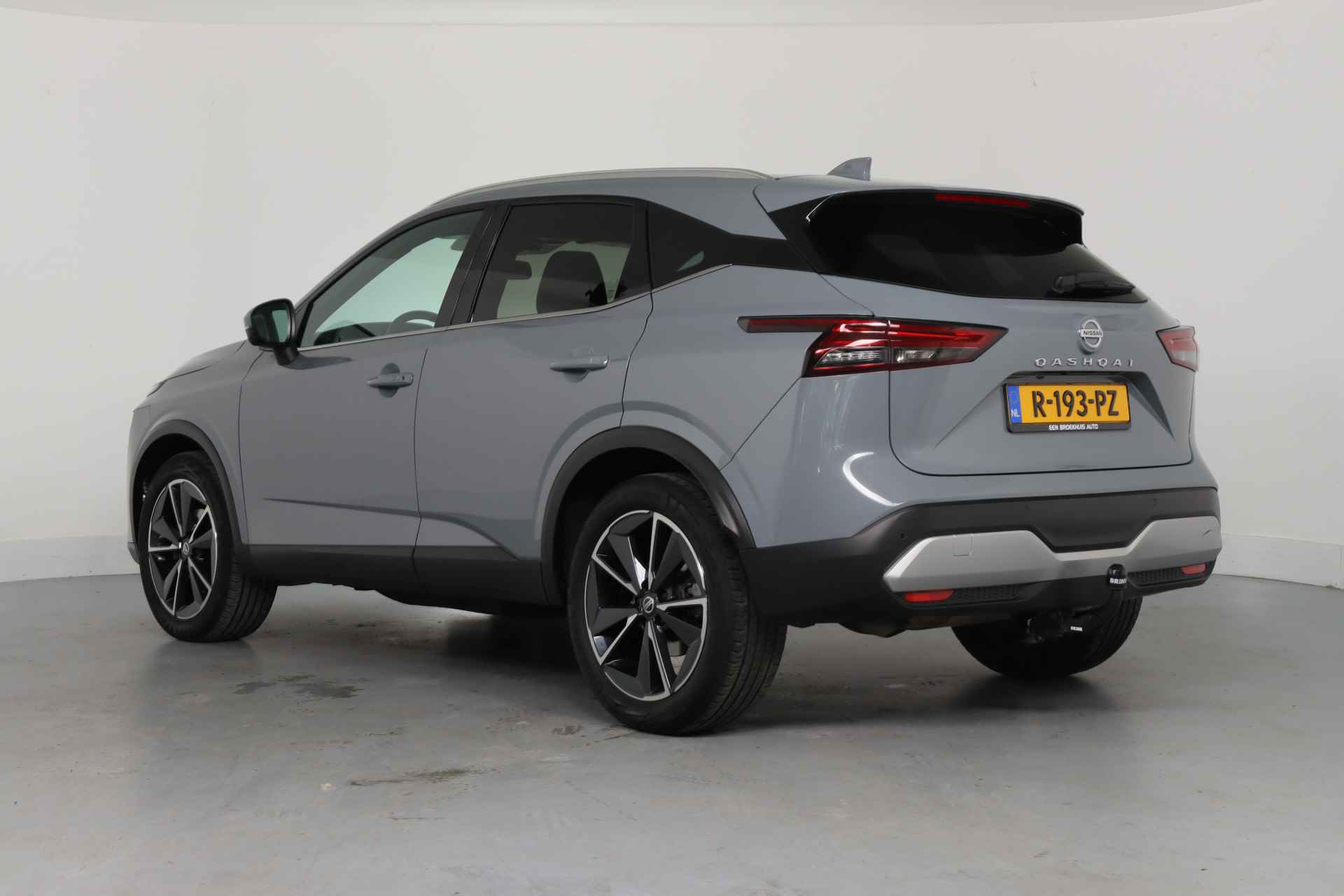 Nissan QASHQAI 1.3 MHEV Xtronic Business Executive | Dealer Onderhouden! | Trekhaak | Pano | Navi | 360 Camera | Keyless | Cruise Adaptive | BL - 28/43