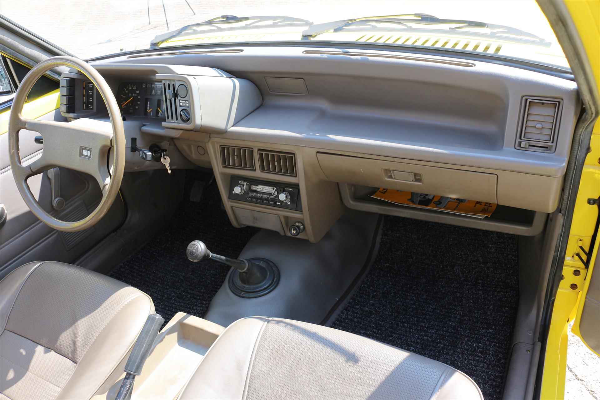 Hyundai Pony 1.2 PICK-UP 1984 - 8/19