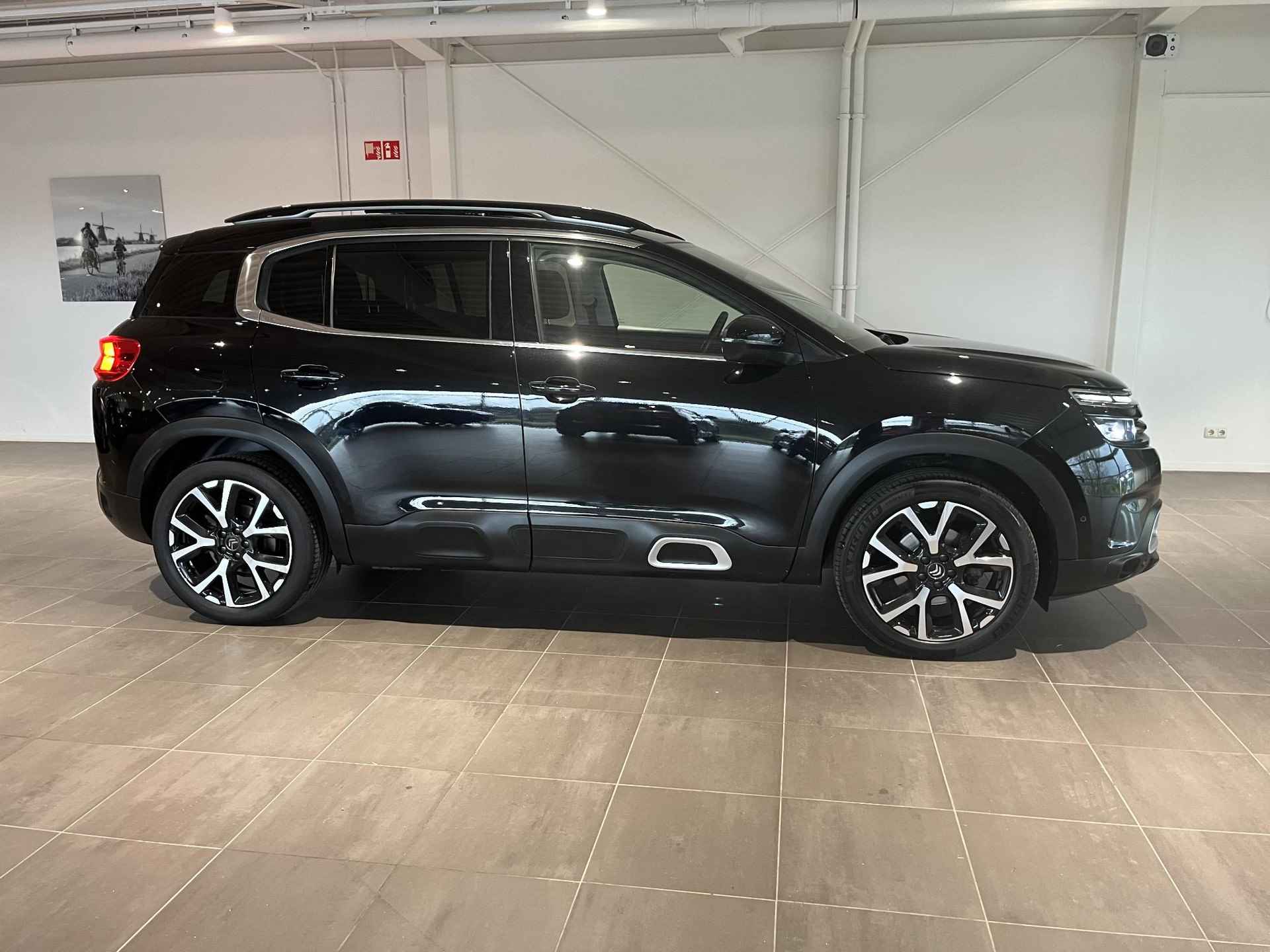 Citroen C5 Aircross 1.2 PureTech Business Plus | Panoramadak | Leder | Camera | Trekhaak | Zeer compleet! - 7/43