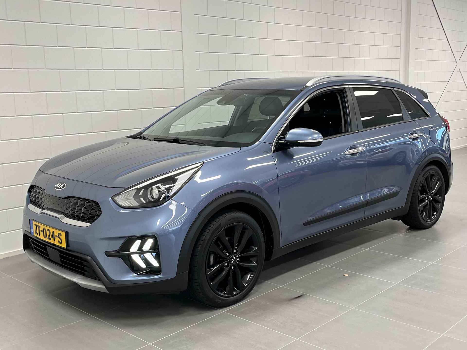 Kia Niro 1.6 GDi Hybrid DynamicLine TREKHAAK | NAVIGATIE | HALF LEDER | EXTRA SET WINTERBANDEN | KIA DEALER ONDERHOUDEN! - 4/45