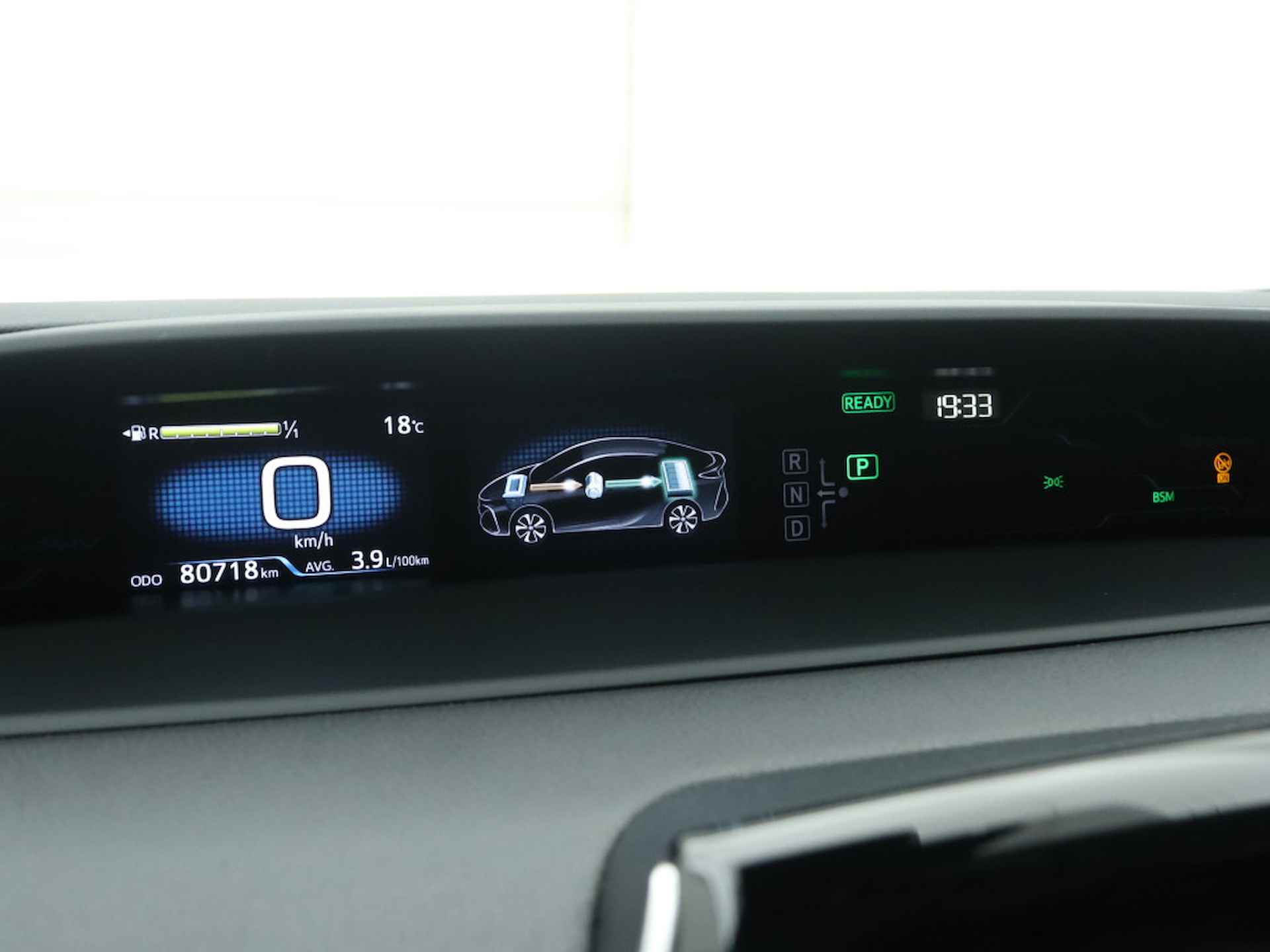 Toyota Prius 1.8 Plug-in Hybrid Dynamic Limited | Navigatie | Parkeerhulp | Parkeersensoren | - 5/40