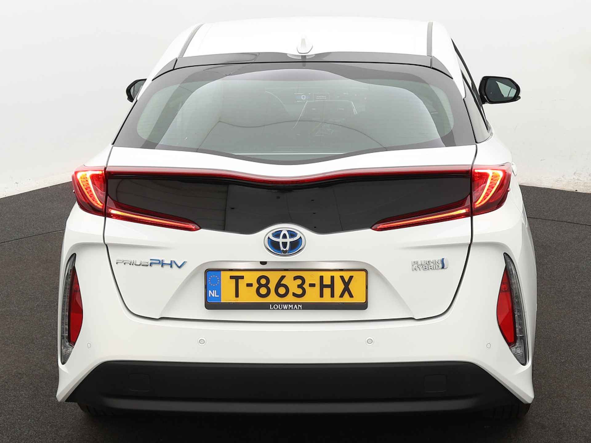 Toyota Prius 1.8 Plug-in Hybrid Dynamic Limited | Navigatie | Parkeerhulp | Parkeersensoren | - 24/40