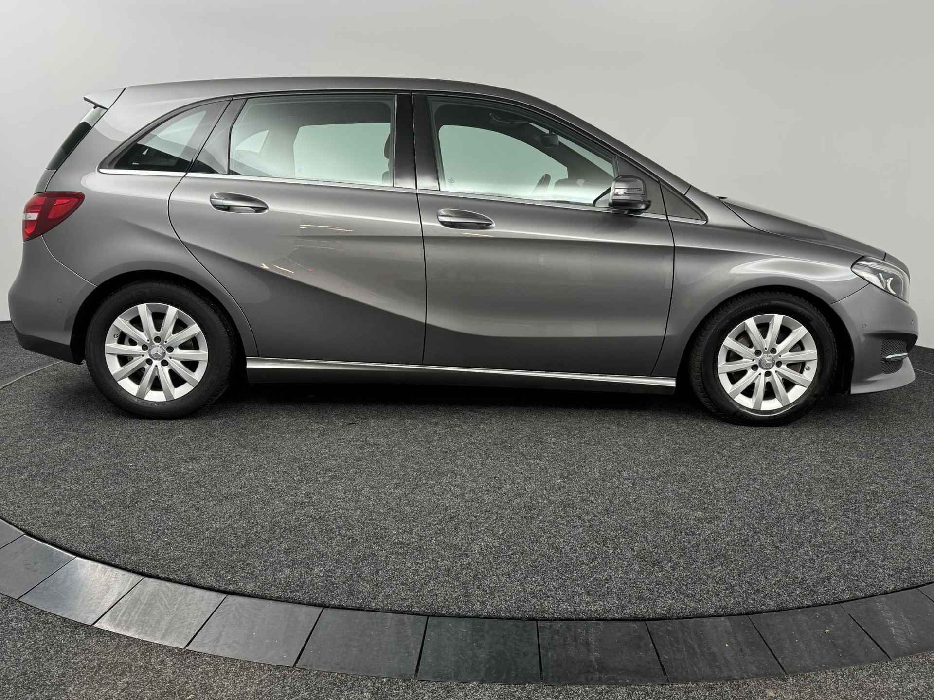 Mercedes-Benz B-klasse 180 Lease Edition Ambition - 14/41