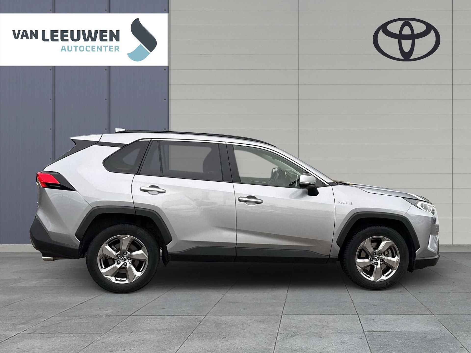 Toyota RAV4 2.5 Hybrid Executive - 4/23