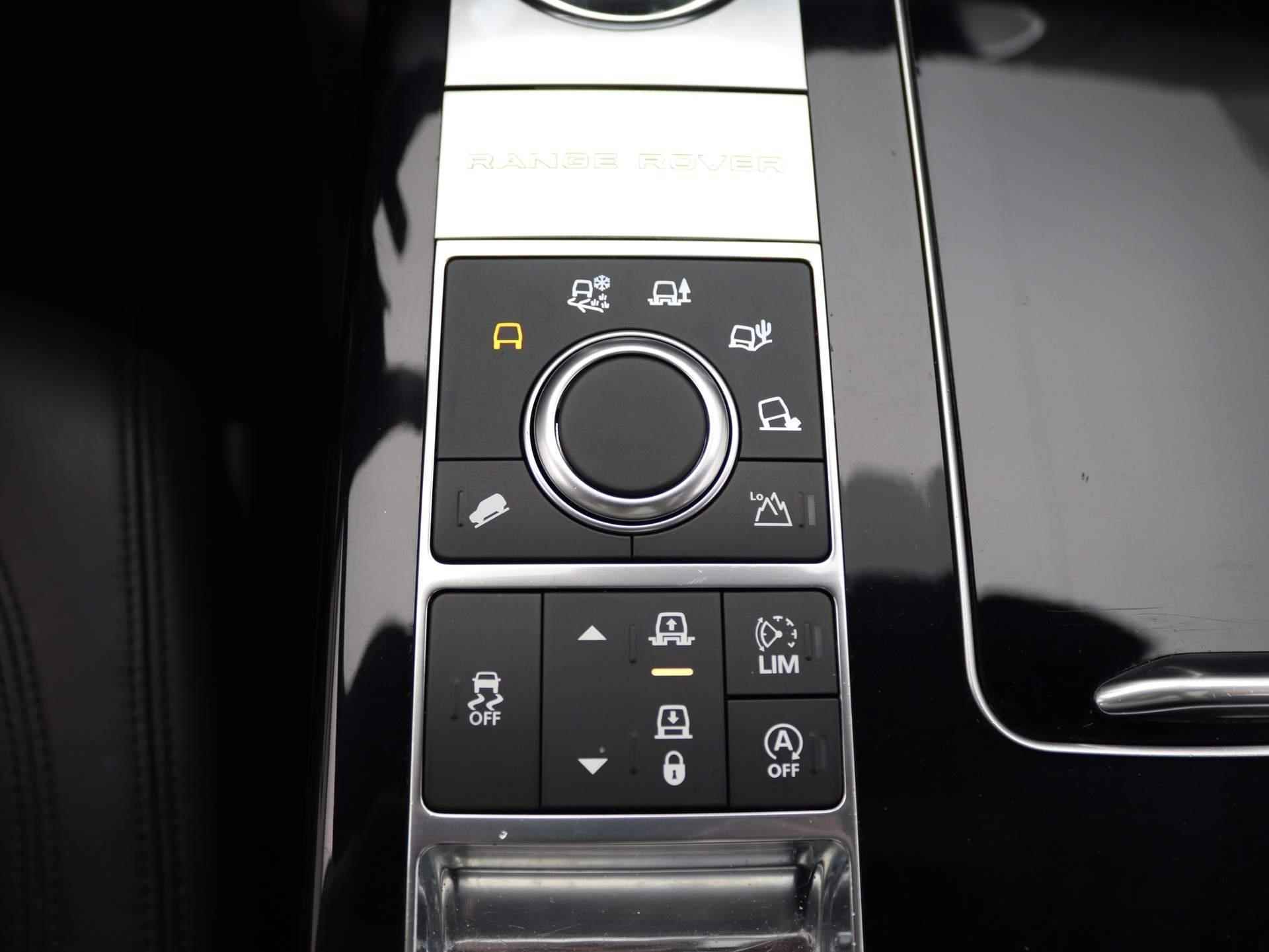 Land Rover Range Rover 3.0 TDV6 HSE | Full Black Pack | 22 Inch | Elek. Trekhaak | Apple Carplay | Stoel/Stuur Verwarming | - 21/45