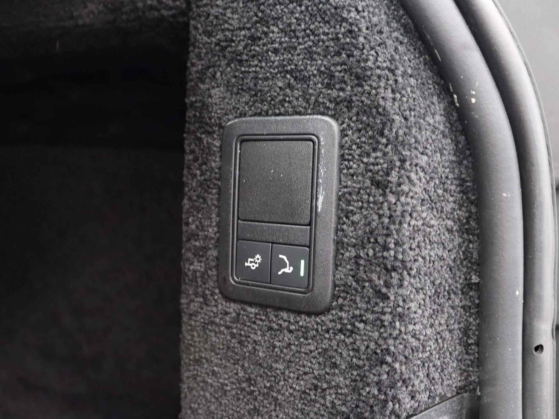 Land Rover Range Rover 3.0 TDV6 HSE | Full Black Pack | 22 Inch | Elek. Trekhaak | Apple Carplay | Stoel/Stuur Verwarming | - 34/45