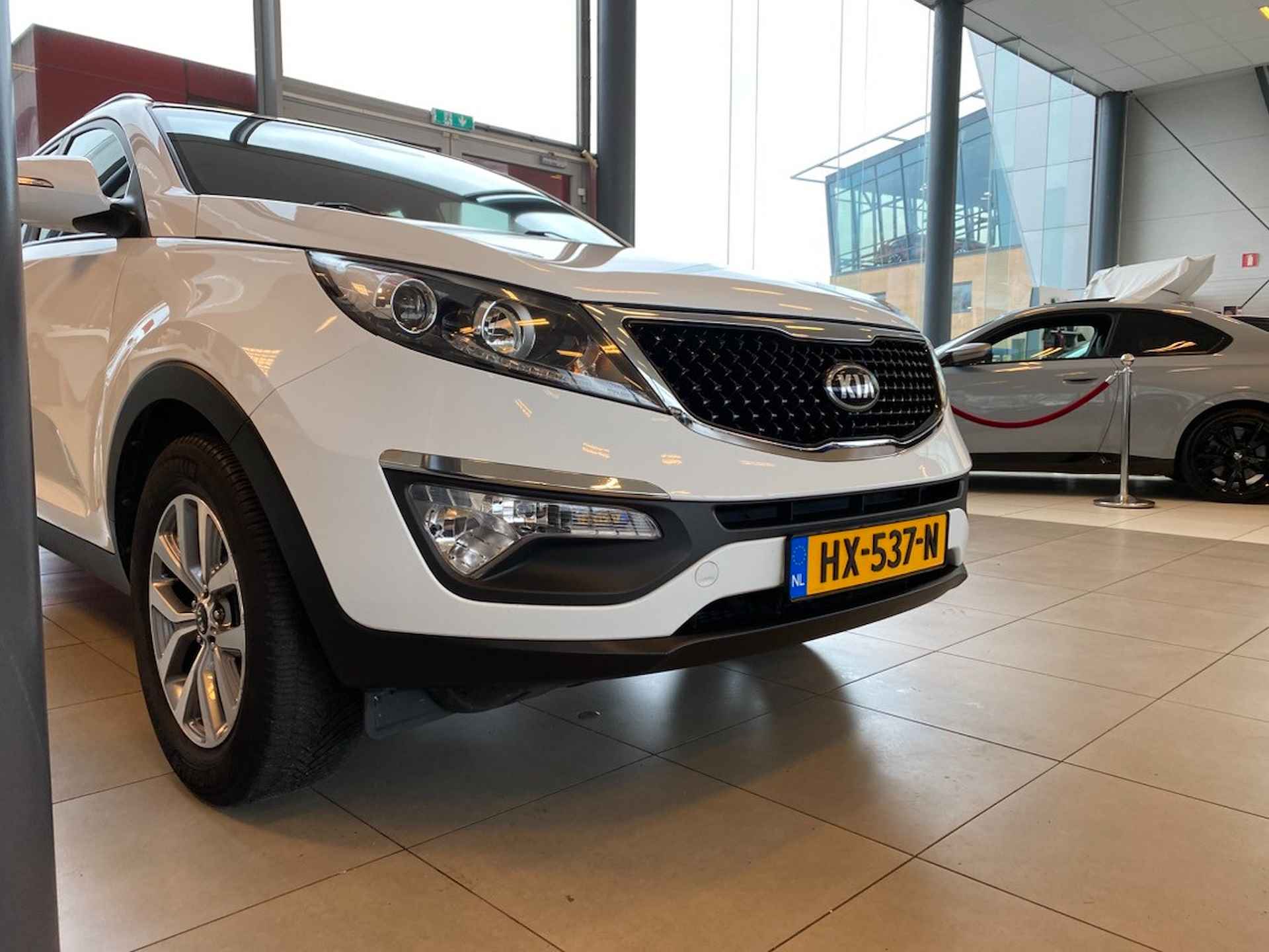 Kia Sportage 1.6 GDI X-treme DynamicLine,Navigatie,Achteruitrijcamera,Voorstoelen&Achterbank Verwarmd,Halfleder/Alcantara,Bluetooth met Spraa - 5/30