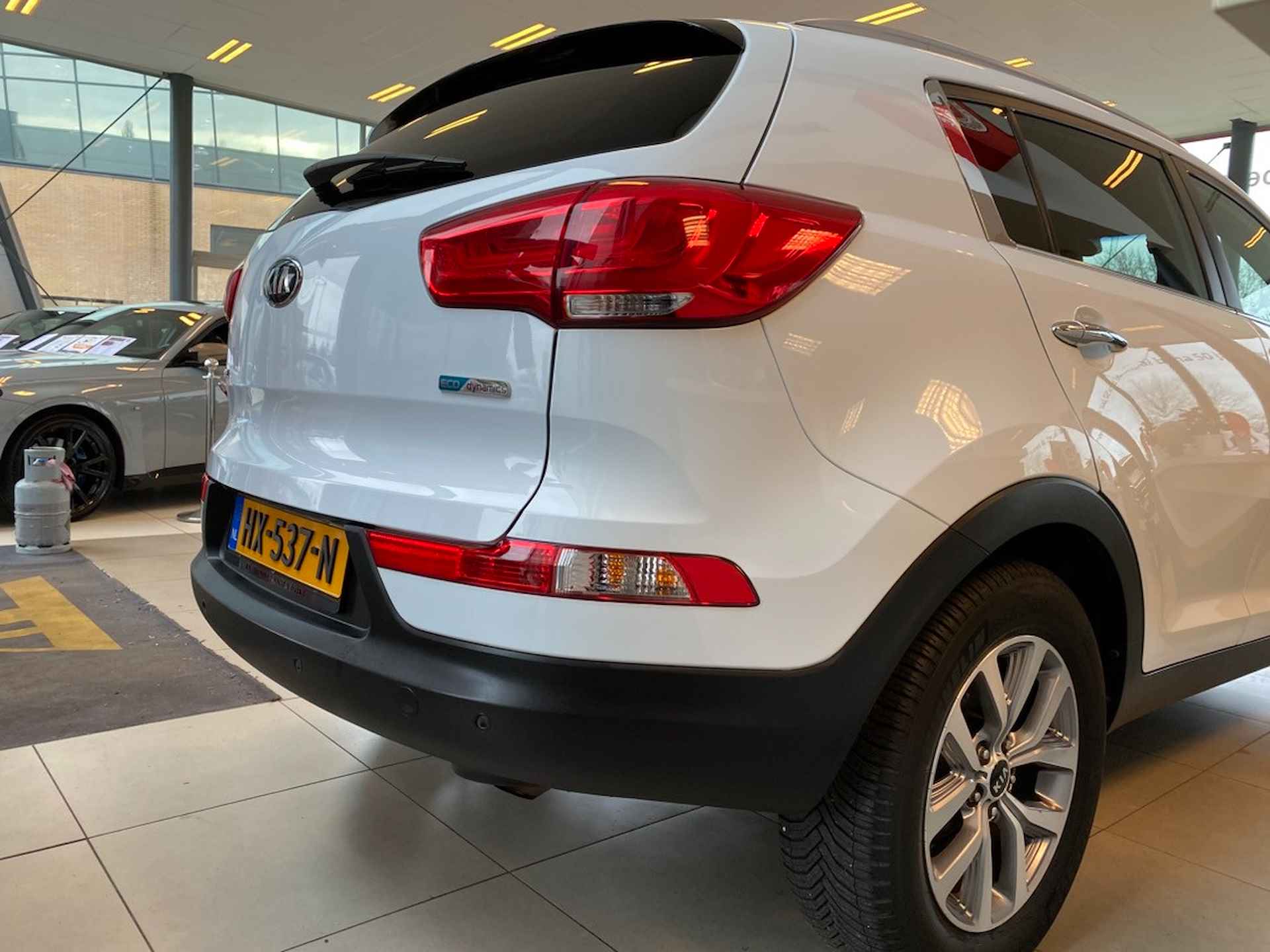 Kia Sportage 1.6 GDI X-treme DynamicLine,Navigatie,Achteruitrijcamera,Voorstoelen&Achterbank Verwarmd,Halfleder/Alcantara,Bluetooth met Spraa - 8/30