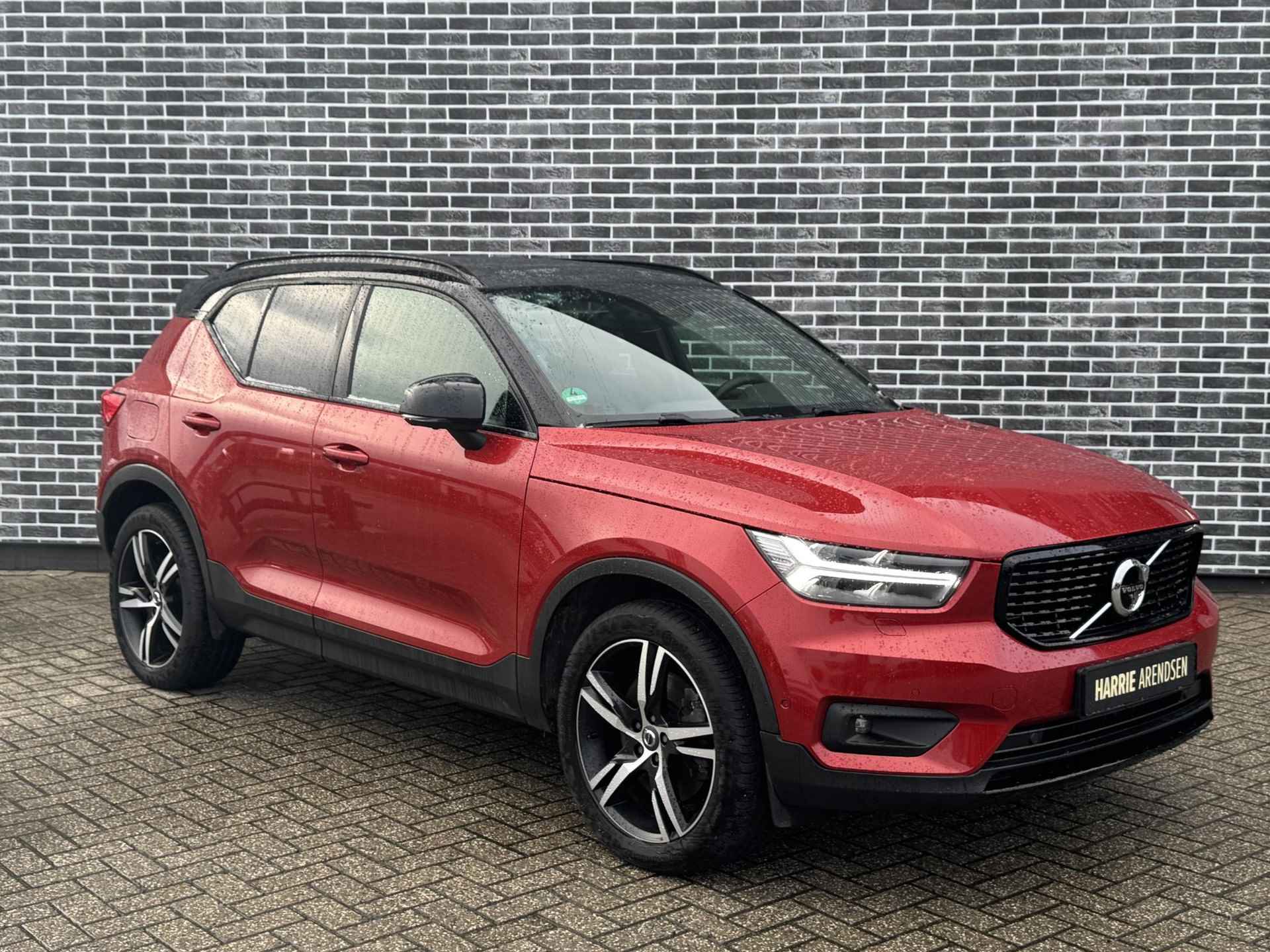 Volvo XC40 1.5 T5 Recharge R-Design | Trekhaak | Schuif/Kanteldak | Adaptieve Cruise Control | Rondomzicht Camera - 3/16