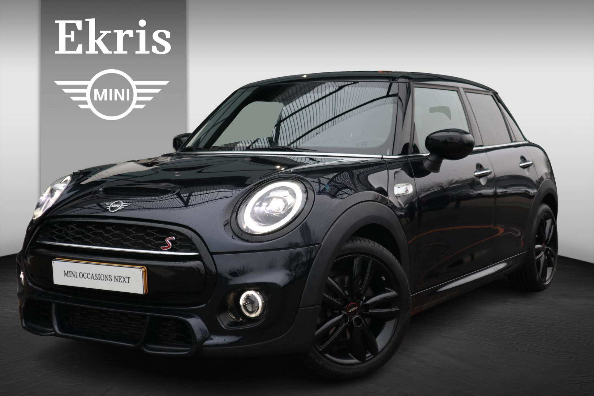 MINI 5-deurs Cooper S | John Cooper Works uitvoering