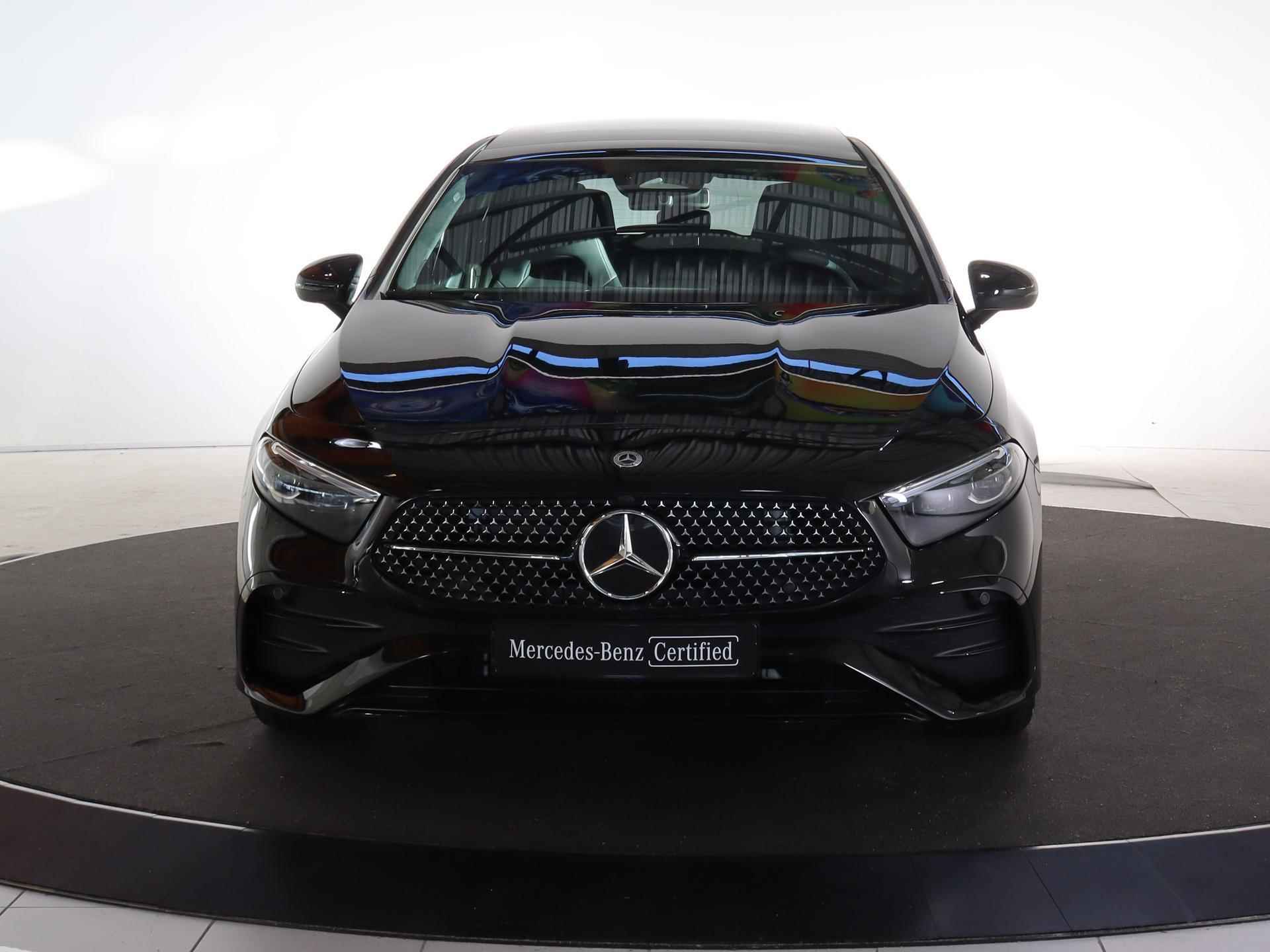 Mercedes-Benz A-klasse 180 Star Edition AMG Line | Panorama-schuifdak | Nightpakket | Keyless GO | Apple Carplay/Android Auto | Multibeam LED | Draadloos opladen | Achteruitrijcamera | - 4/25