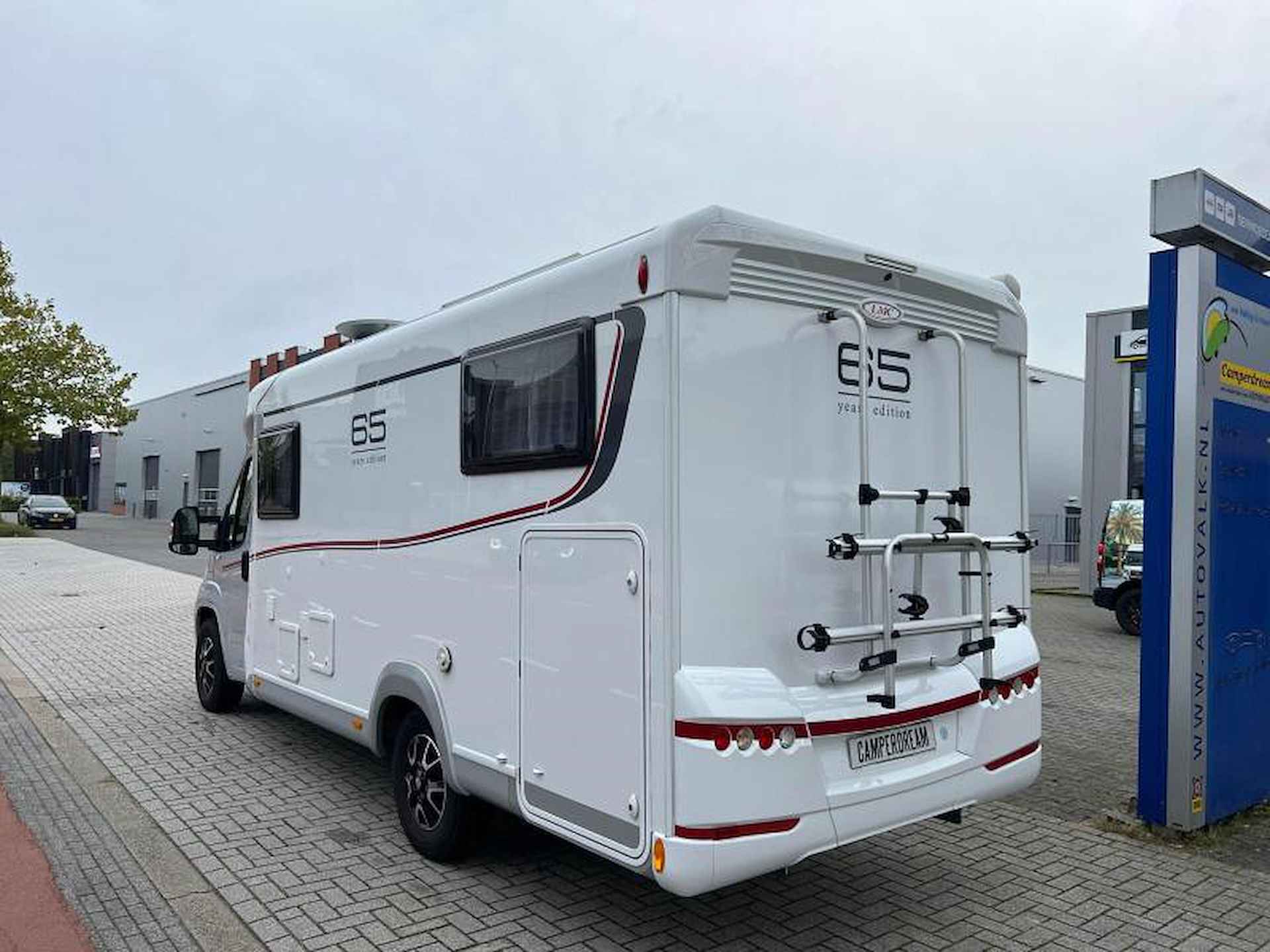 LMC Cruiser 646 V Compact b=220 CM - 4/19