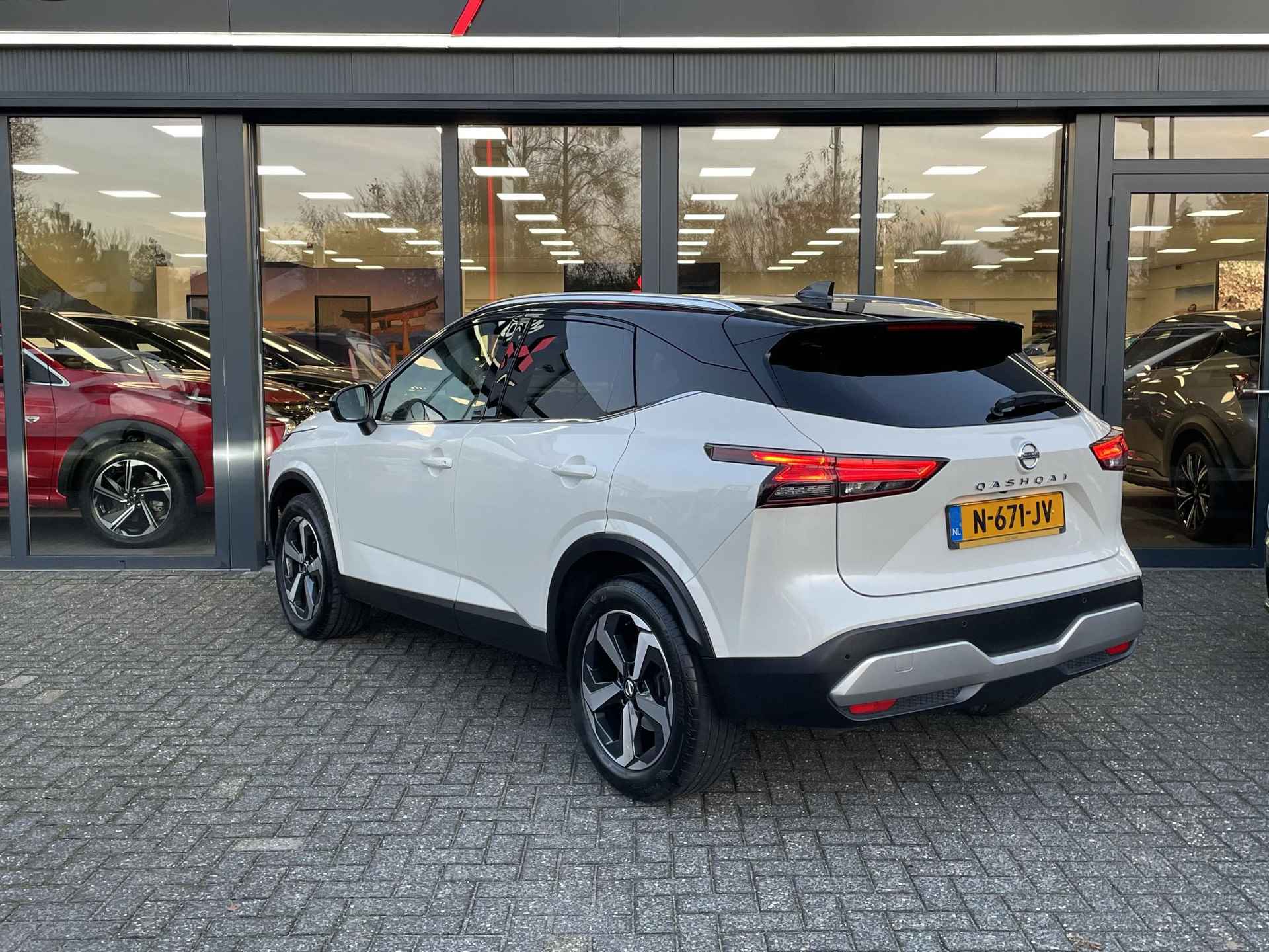 Nissan Qashqai 1.3 MHEV 158 Xtronic Premiere Edition - 7/32