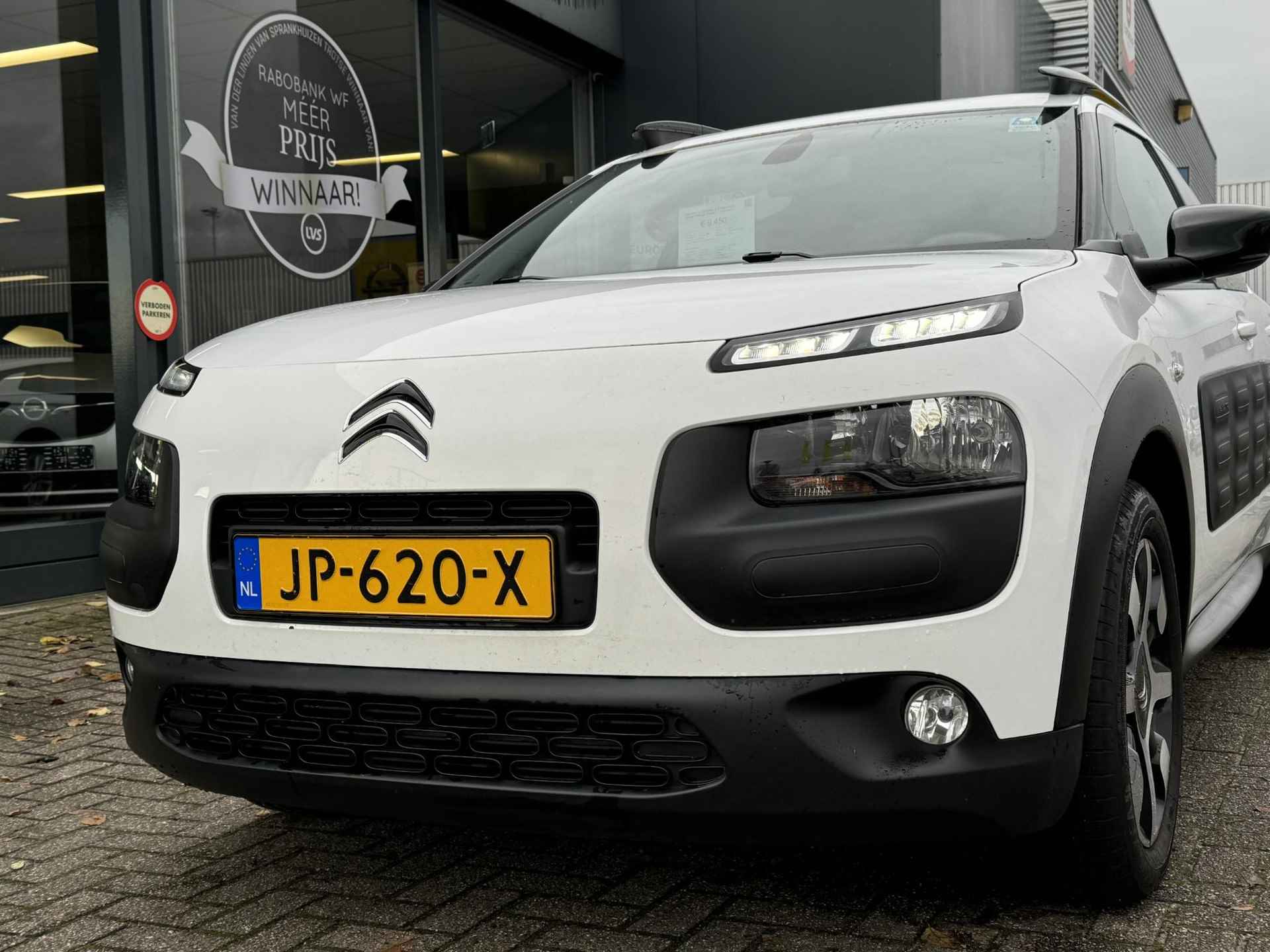 Citroen C4 Cactus 1.2 PureTech Shine 110 pk Turbo ! | Camera | Navigatie | dealer onderhouden | Clima | Cruise control - 12/34