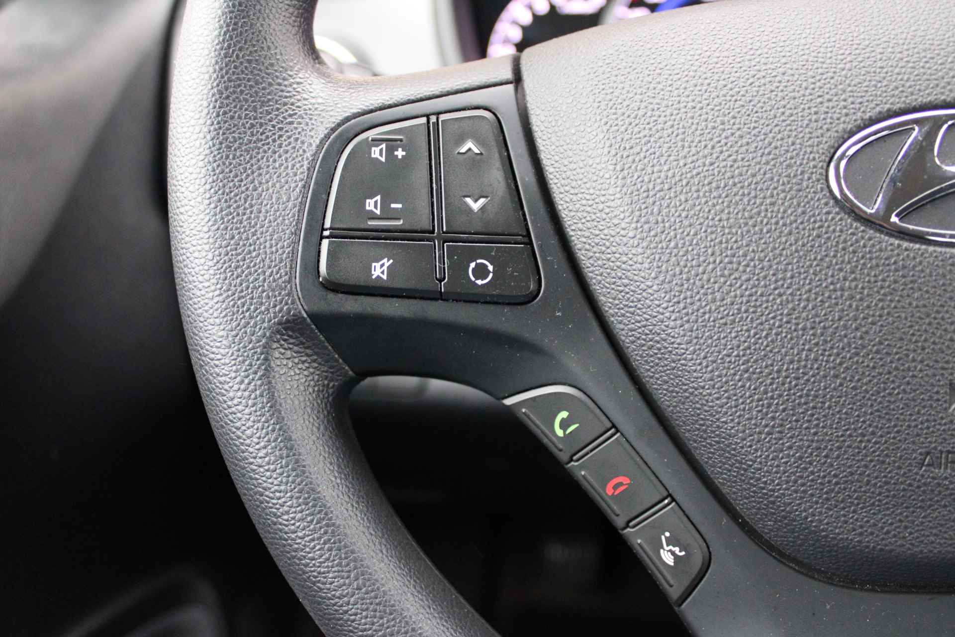 Hyundai i10 1.0i Comfort | Cruise Control | Apple/ android carplay | stoelverwarming - 14/20