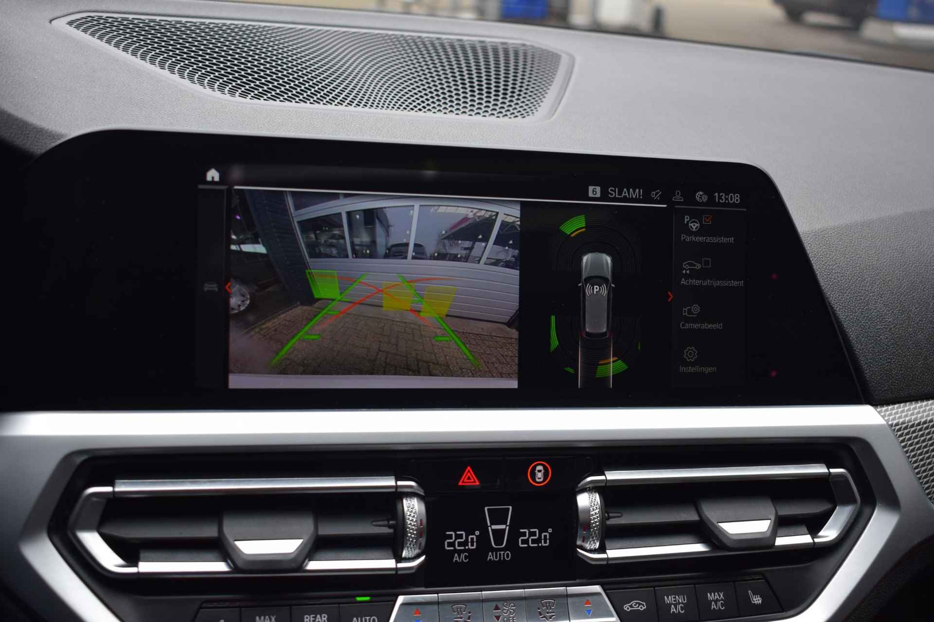 BMW 3-serie Touring 330i High Executive Edition / Panoramadak / M-Sport / Apple Carplay - 23/57