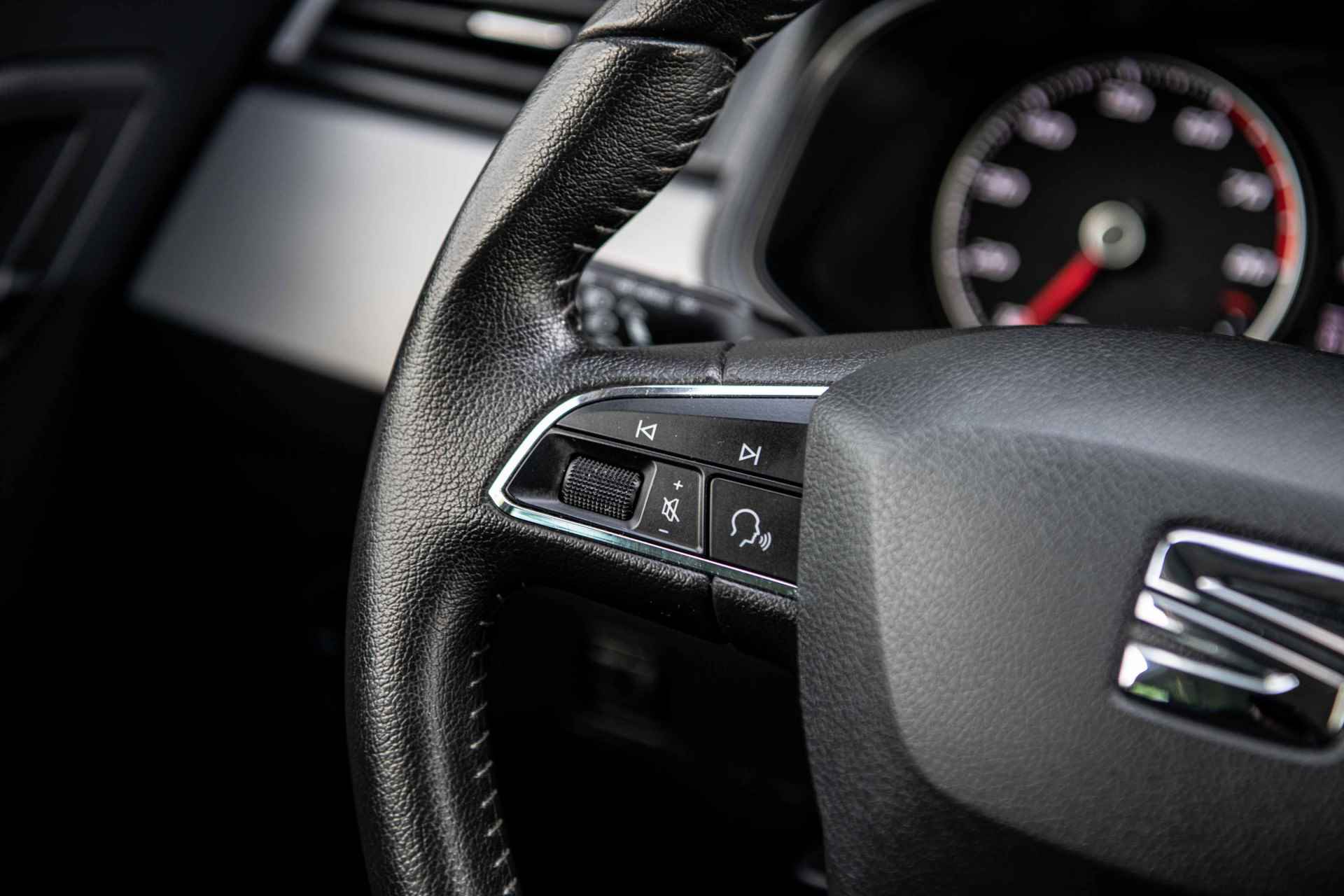 SEAT Ibiza 1.0 TSi 95 pk Flex | Camera | Navigatie | Parkeersensoren - 13/37