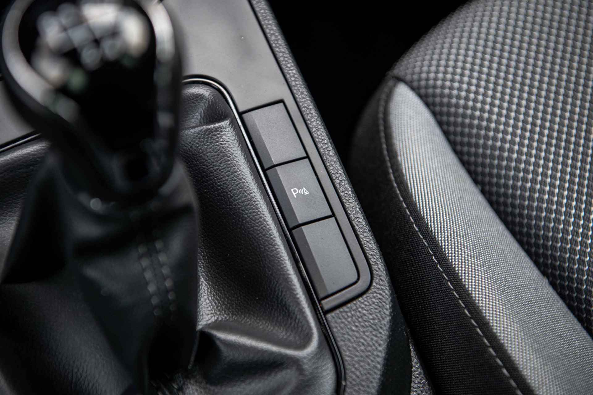 SEAT Ibiza 1.0 TSi 95 pk Flex | Camera | Navigatie | Parkeersensoren - 32/37