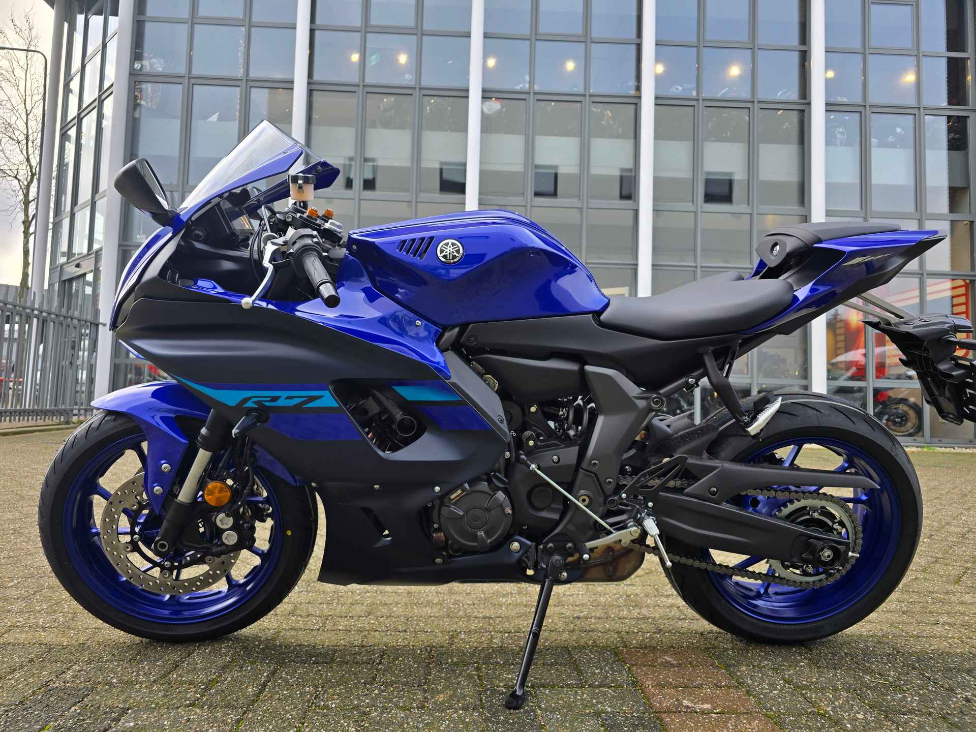 Yamaha YZF R7 - 3/18