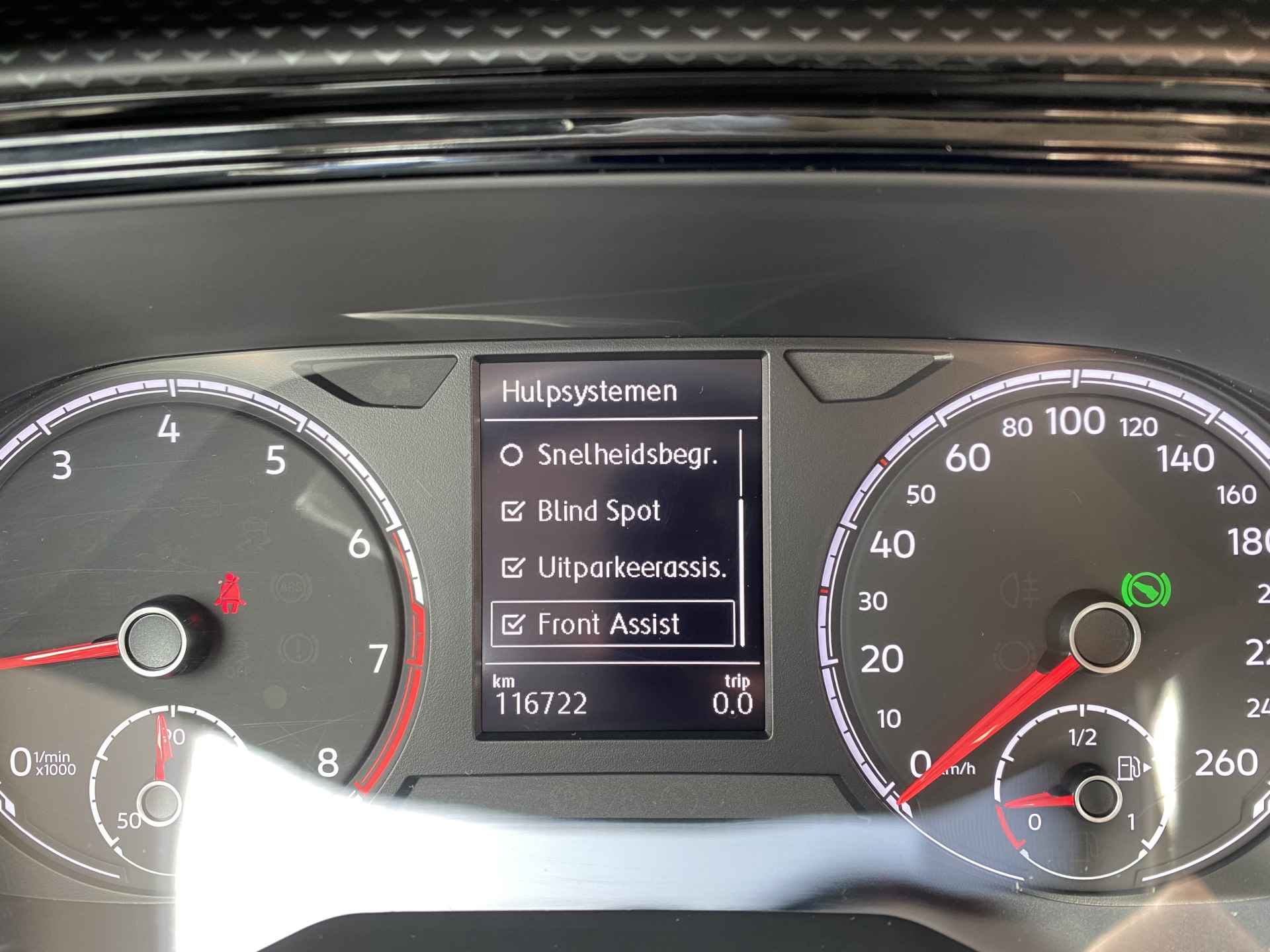 Volkswagen T-Cross 1.0 TSI Life / AUTOMAAT/ PARK. SENSOREN/ DODE HOEK/ ADAPT. CRUISE/ APP CONNECT/ NAVI/ CLIMA/ - 17/40