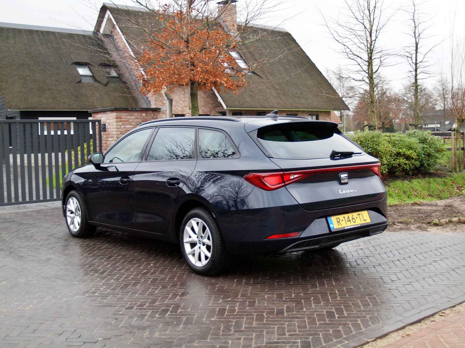 SEAT Leon Sportstourer 1.0 TSI Style Business Intense | Apple Carplay | Camera | Cruise Control | Navi | - 8/28