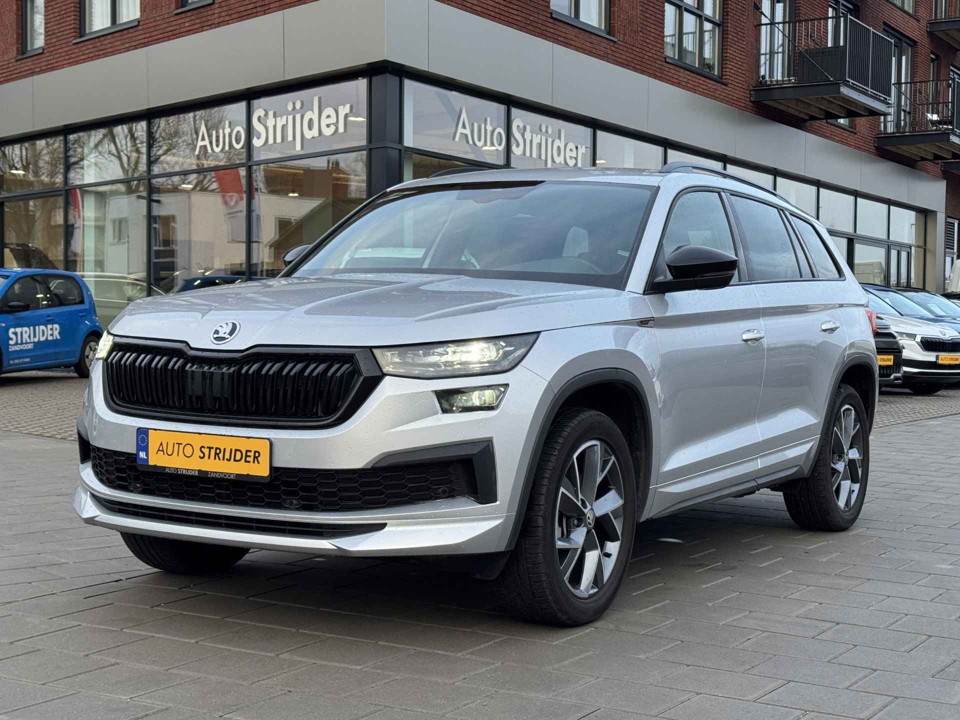 Skoda Kodiaq 1.5 TSI Sportline Business 7p. 150pk automaat | Black optiek | 19LM | Alcantara - 14/17