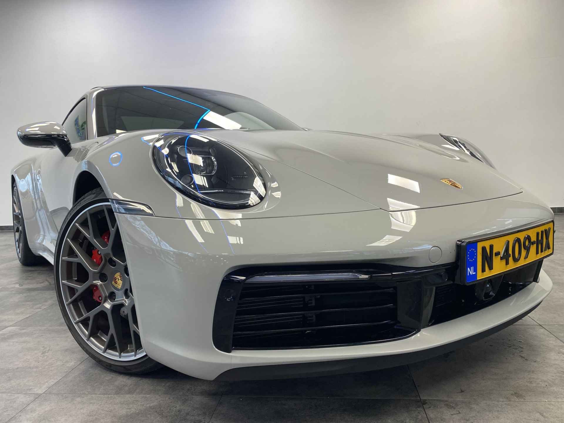 Porsche 911 3.0 Carrera 4 S Sport chrono Bose Dealer onderhouden Kreide Grau Panoramadak ACC 450PK! - 2/40