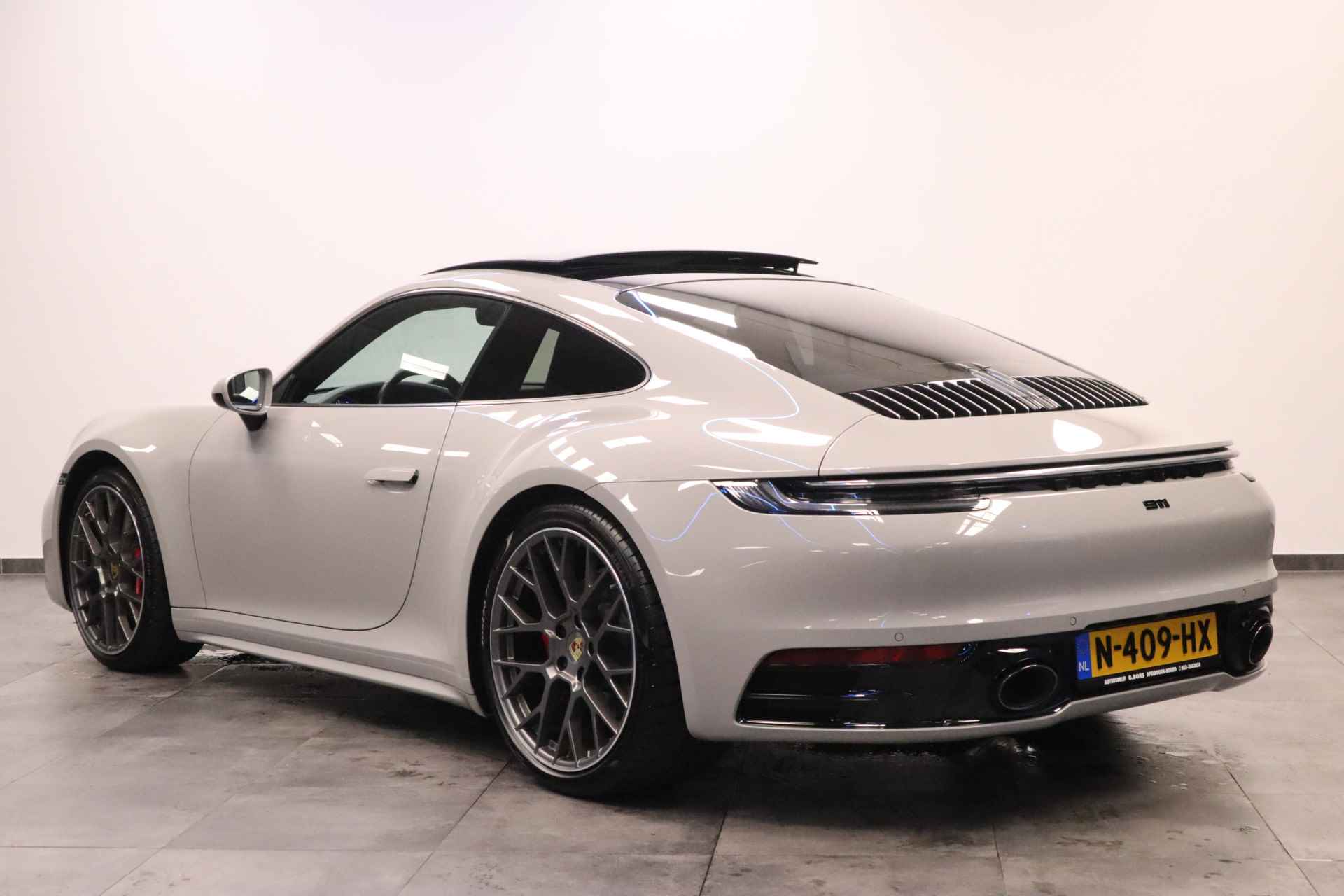 Porsche 911 3.0 Carrera 4 S Sport chrono Bose Dealer onderhouden Kreide Grau Panoramadak ACC 450PK! - 4/40