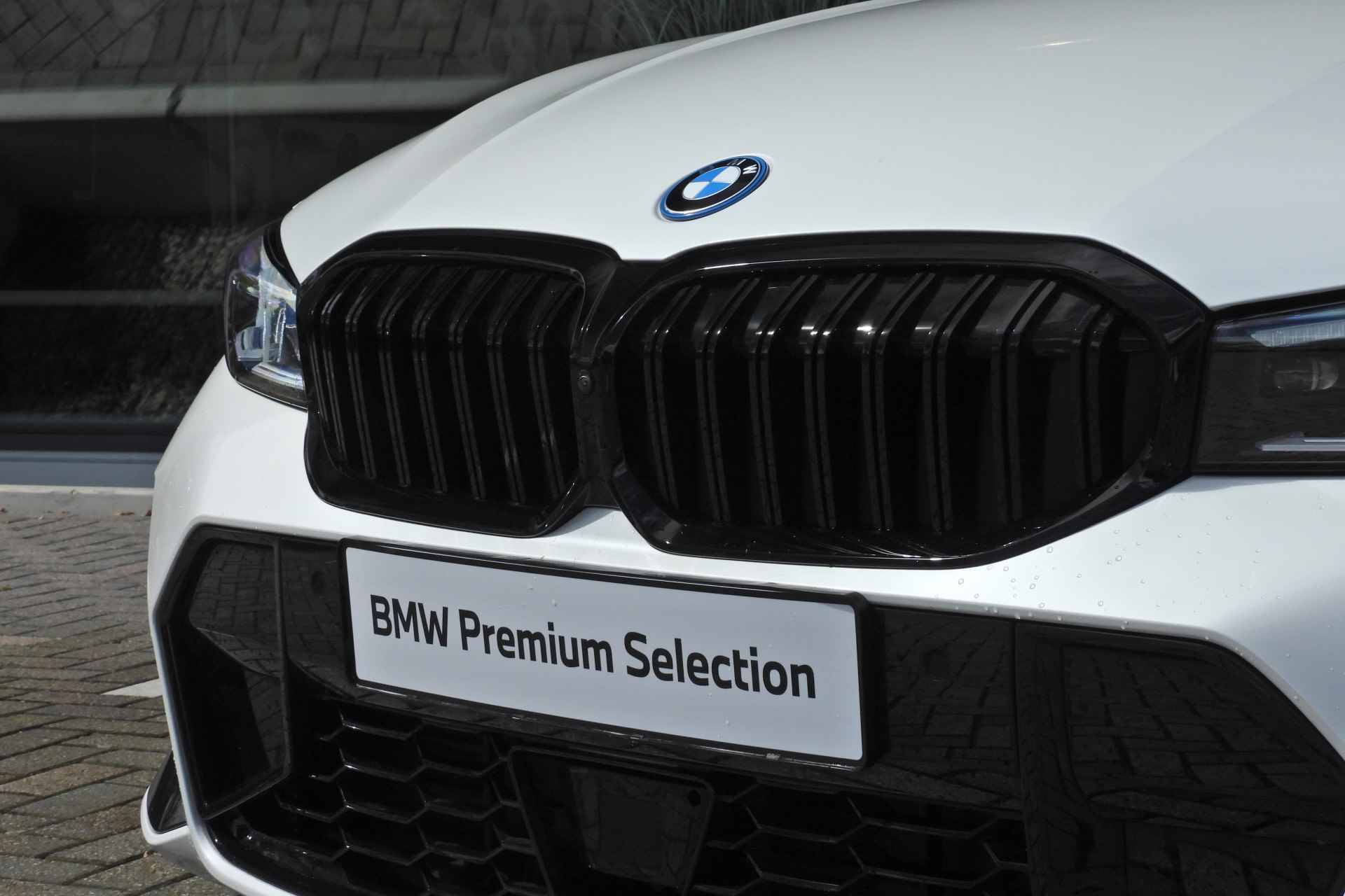 BMW 3-serie 320e High Executive M Sport Automaat / Schuif-kanteldak / Sportstoelen / Adaptieve LED / Adaptief M Onderstel / Active Cruise Control / Parking Assistant Plus - 13/40