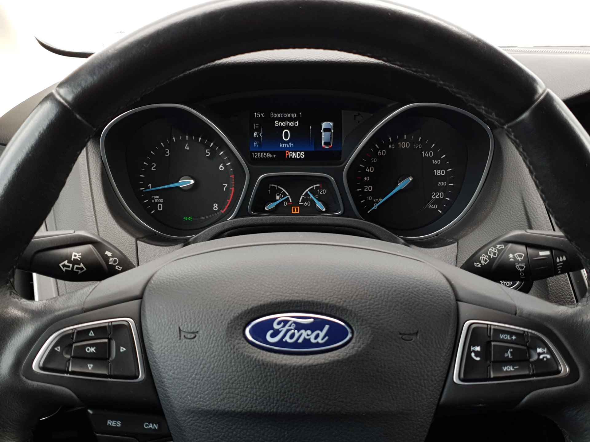 Ford Focus Wagon 1.0 Titanium 125 PK | Automaat! | Stoelverwarming | Navigatie | Cruise Control - 10/37