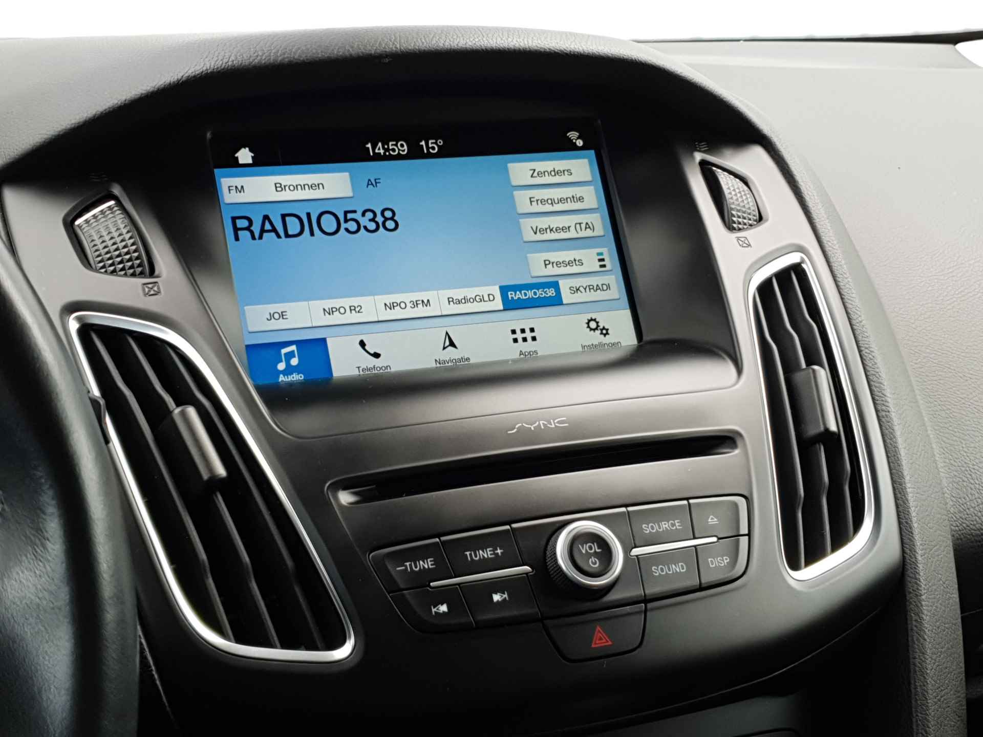 Ford Focus Wagon 1.0 Titanium 125 PK | Automaat! | Stoelverwarming | Navigatie | Cruise Control - 24/37