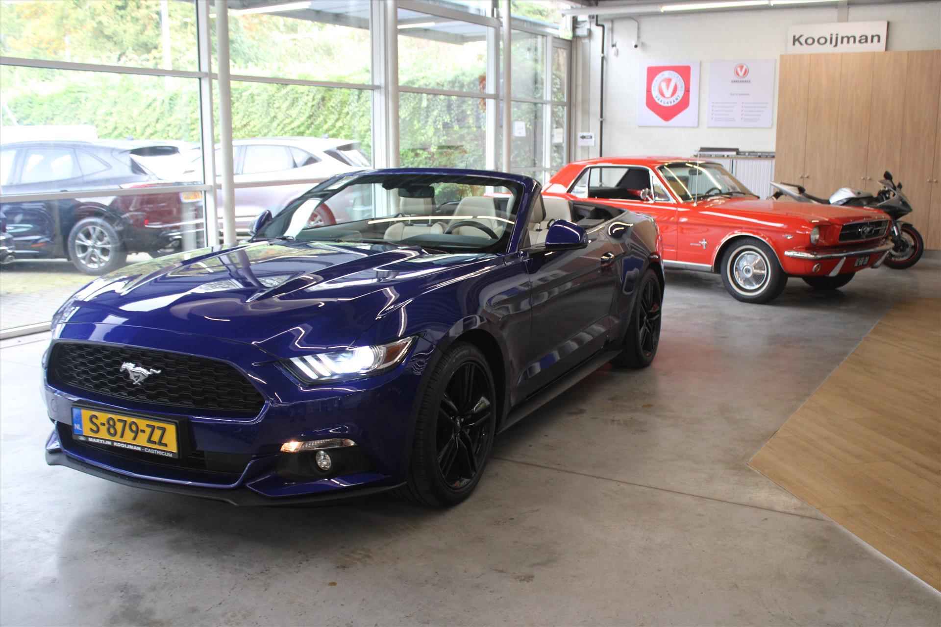 Ford Mustang Convertible 2.3 EcoBoost 6-bak 317pk/233kw - 38/50