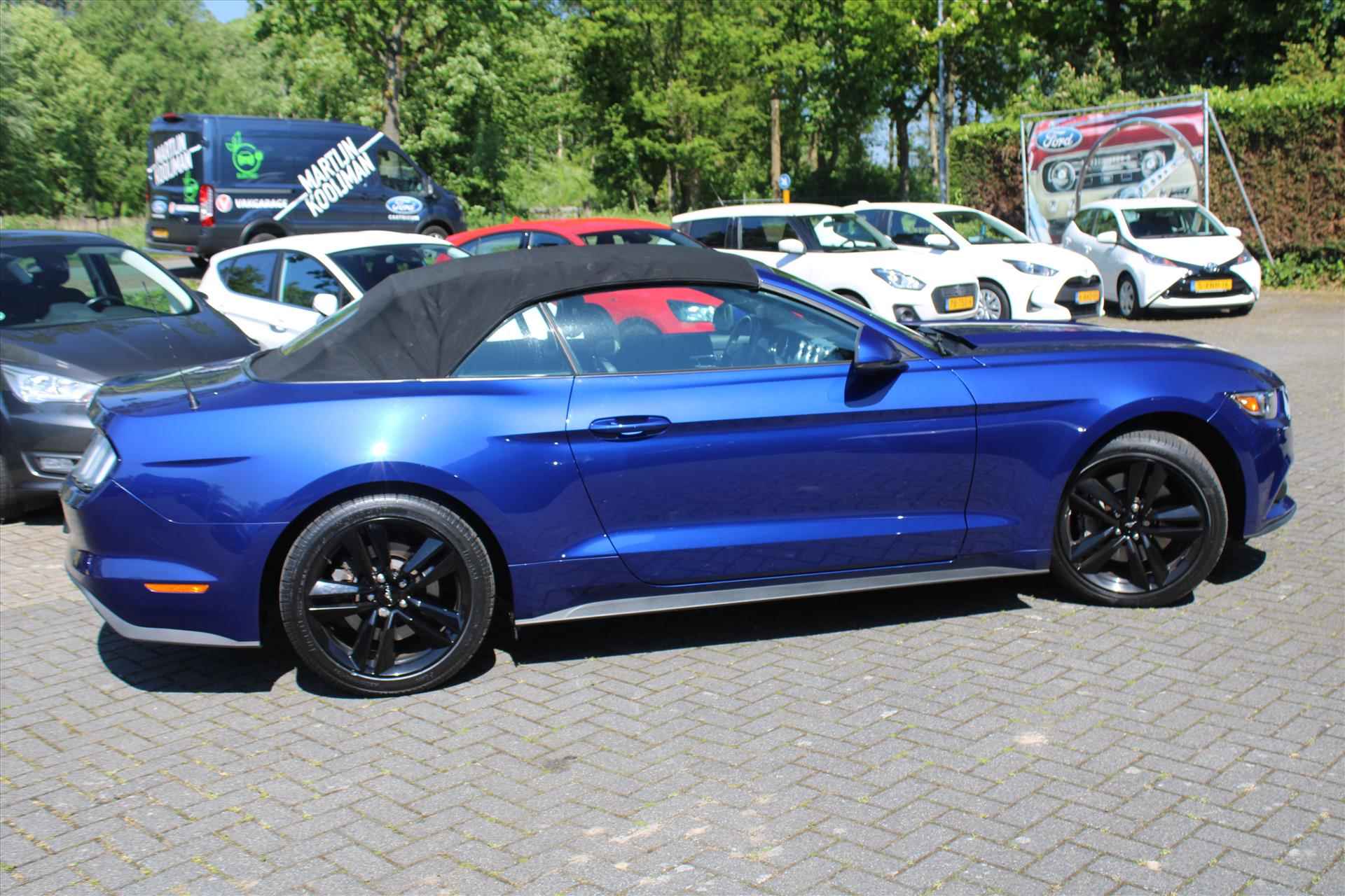 Ford Mustang Convertible 2.3 EcoBoost 6-bak 317pk/233kw - 32/50