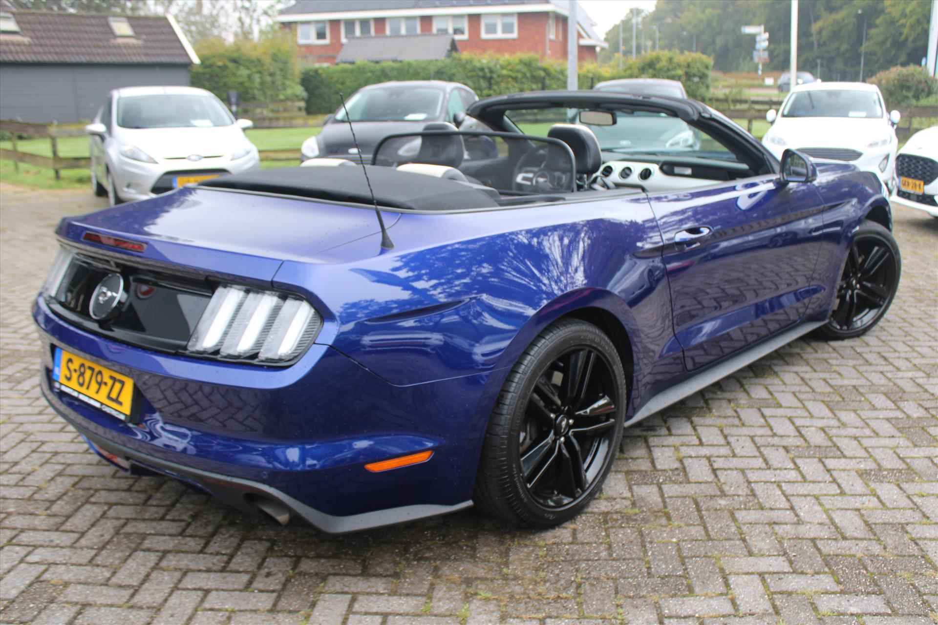 Ford Mustang Convertible 2.3 EcoBoost 6-bak 317pk/233kw - 2/50