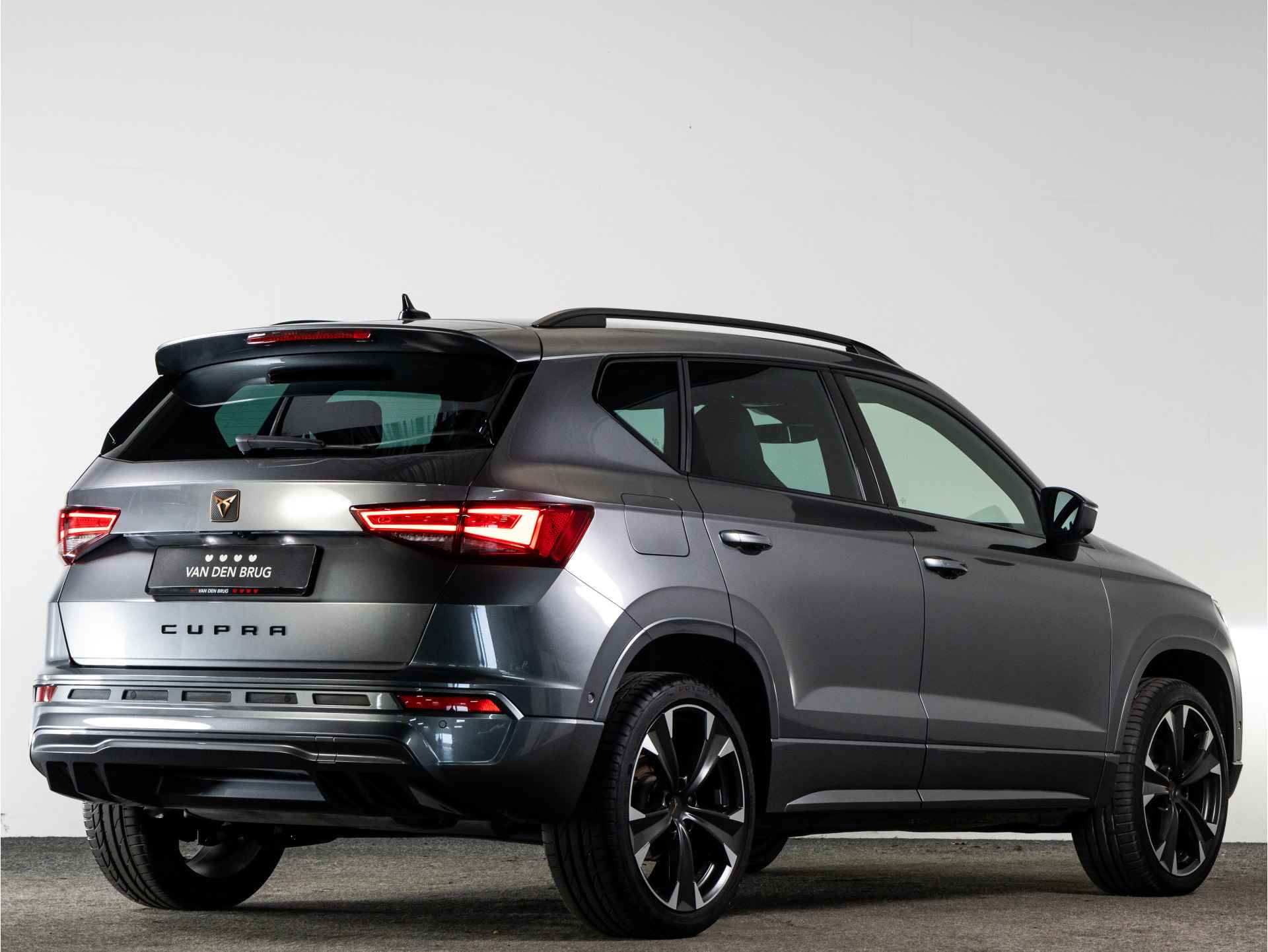 CUPRA Ateca 1.5 TSI 150pk AUTOMAAT | Trekhaak | Elektr. bestuurdersstoel incl. geheugen | Adaptieve cruise control | - 2/45