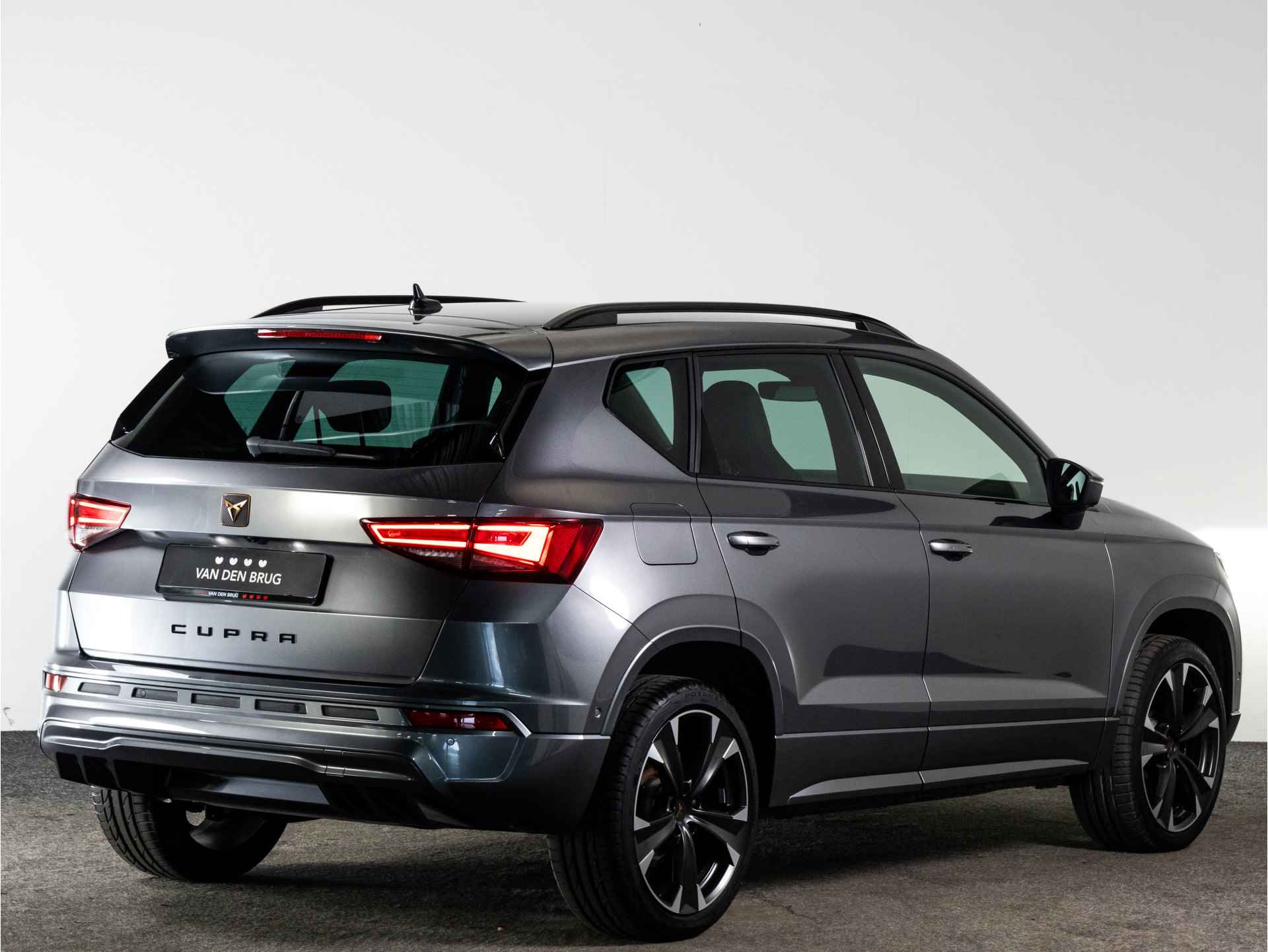 CUPRA Ateca 1.5 TSI 150pk AUTOMAAT | Trekhaak | Elektr. bestuurdersstoel incl. geheugen | Adaptieve cruise control | - 4/45