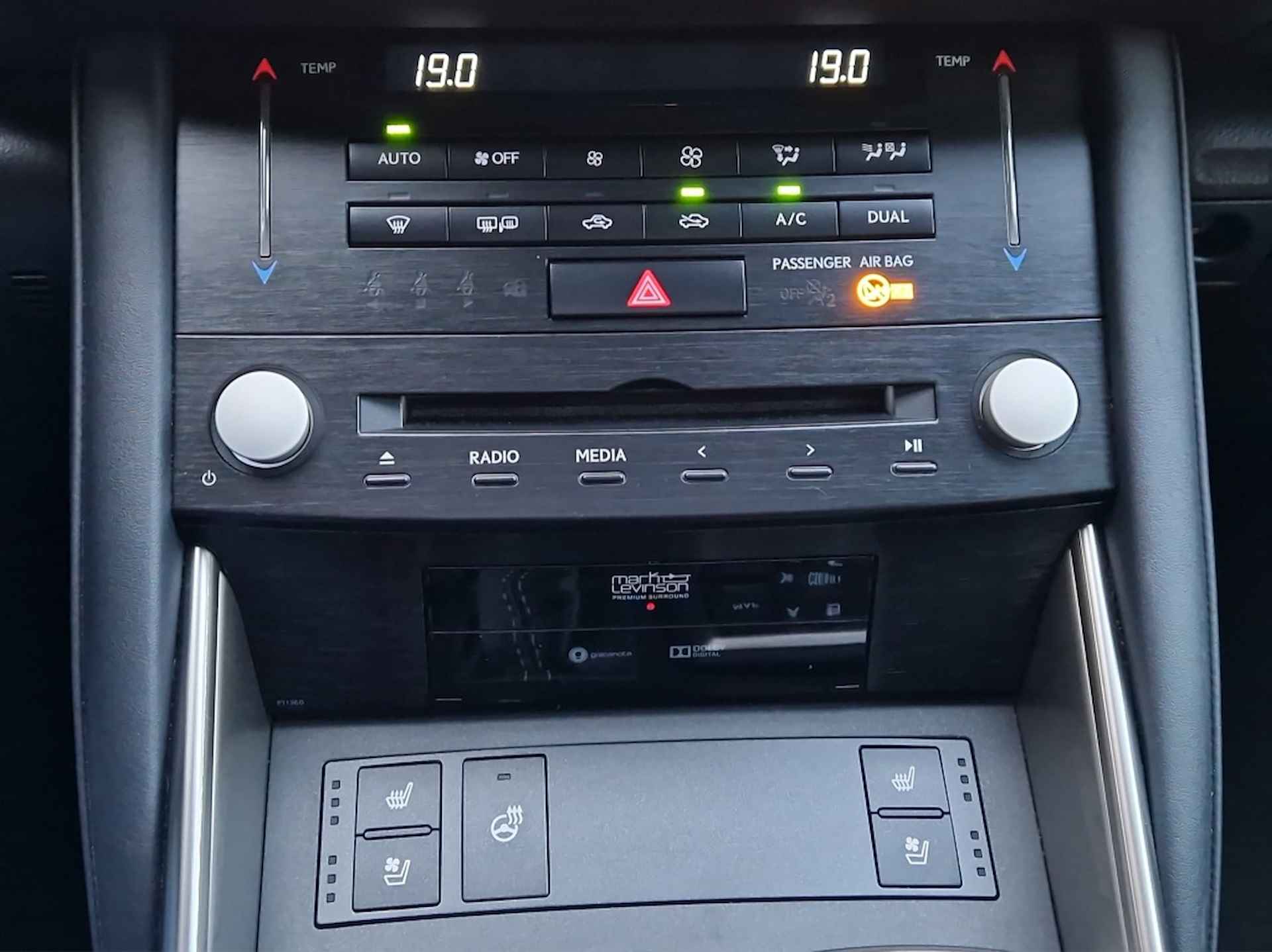 Lexus IS 300h F-Sport NL-Auto - Mark Levinson - Alle opties! - 22/38