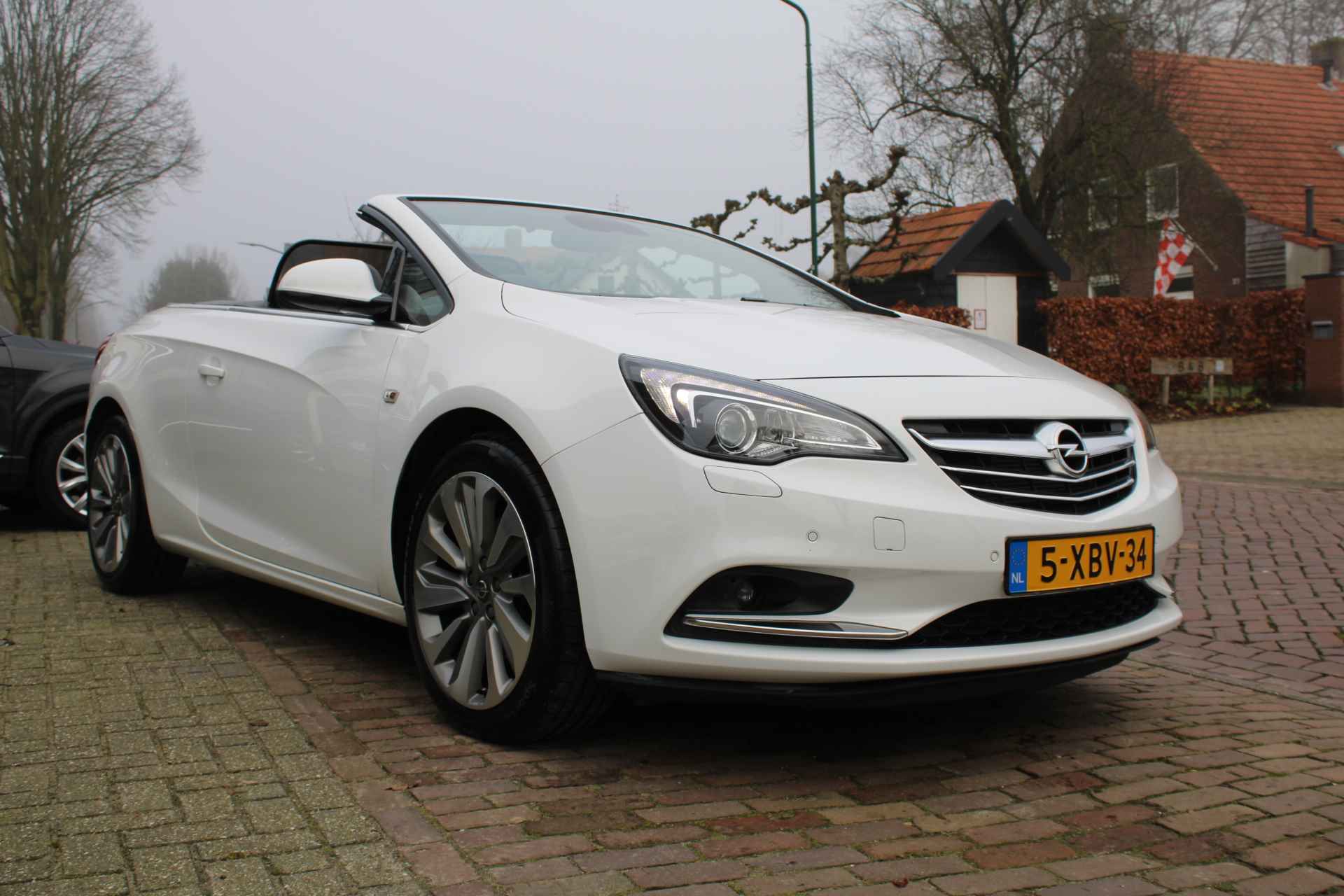 Opel Cascada 1.6 Turbo 200PK Cosmo + 19"/ Navi/ Clima/ Leder/ Camera/ Xenon/ NL auto - 7/49