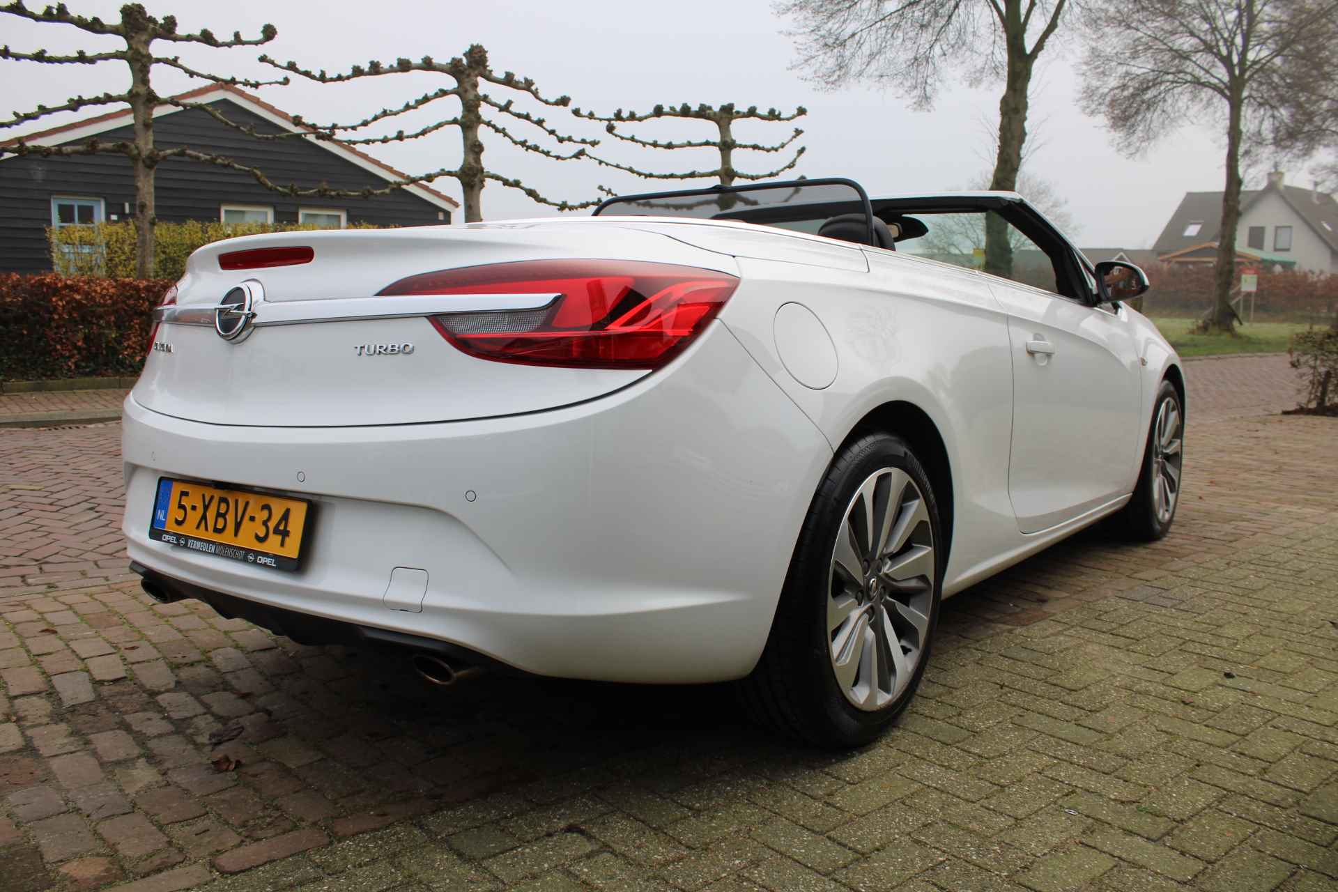 Opel Cascada 1.6 Turbo 200PK Cosmo + 19"/ Navi/ Clima/ Leder/ Camera/ Xenon/ NL auto - 8/49