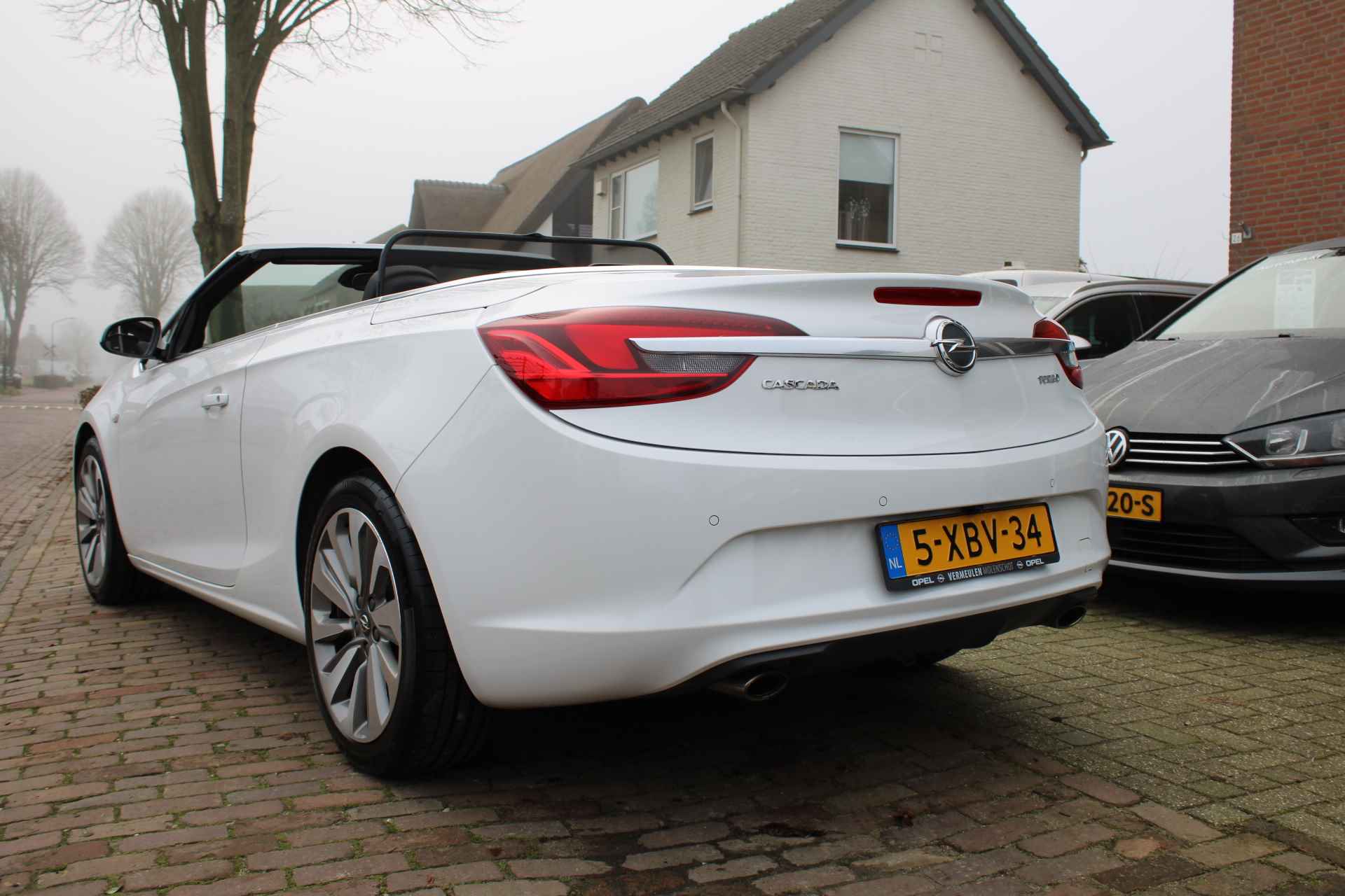 Opel Cascada 1.6 Turbo 200PK Cosmo + 19"/ Navi/ Clima/ Leder/ Camera/ Xenon/ NL auto - 9/49