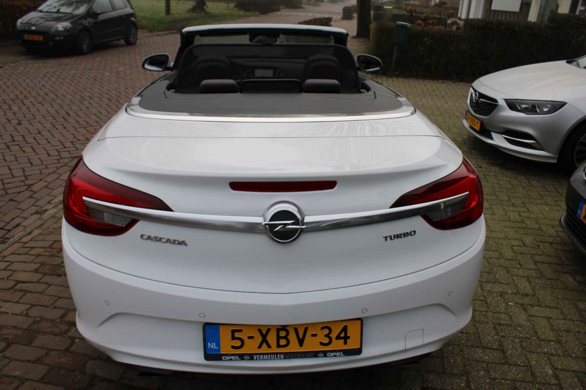 Opel Cascada 1.6 Turbo 200PK Cosmo + 19"/ Navi/ Clima/ Leder/ Camera/ Xenon/ NL auto - 10/49