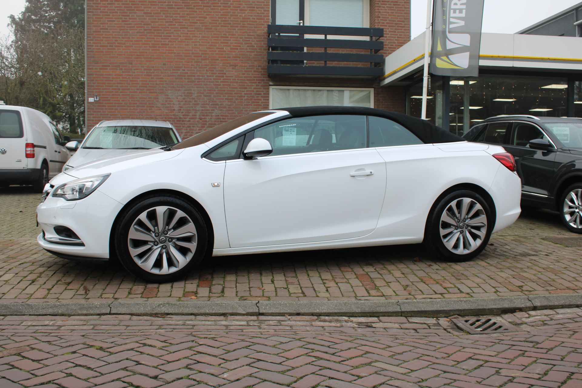 Opel Cascada 1.6 Turbo 200PK Cosmo + 19"/ Navi/ Clima/ Leder/ Camera/ Xenon/ NL auto - 15/49