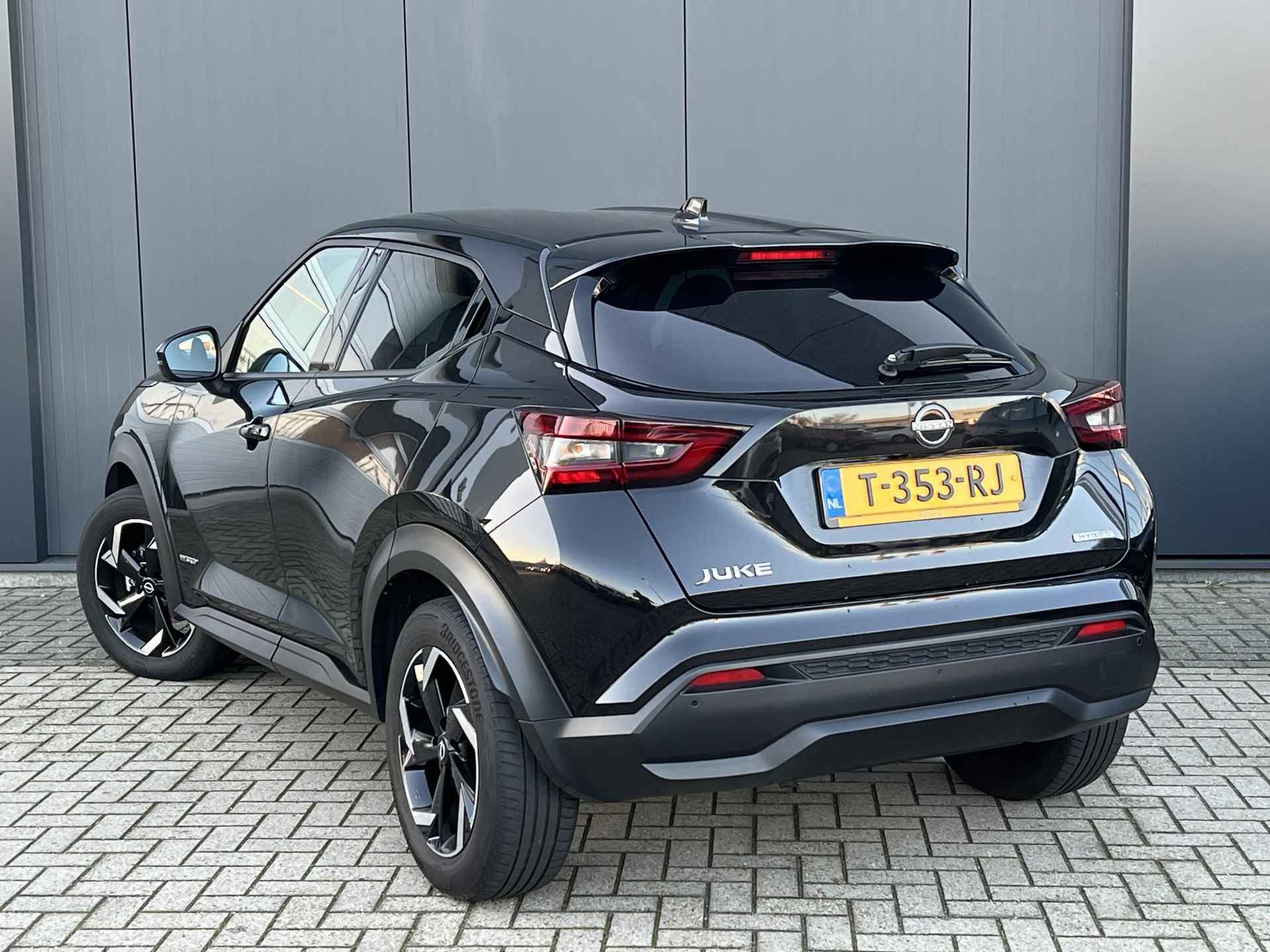 Nissan Juke 1.6 Hybrid 143 N-Connecta - 6/20